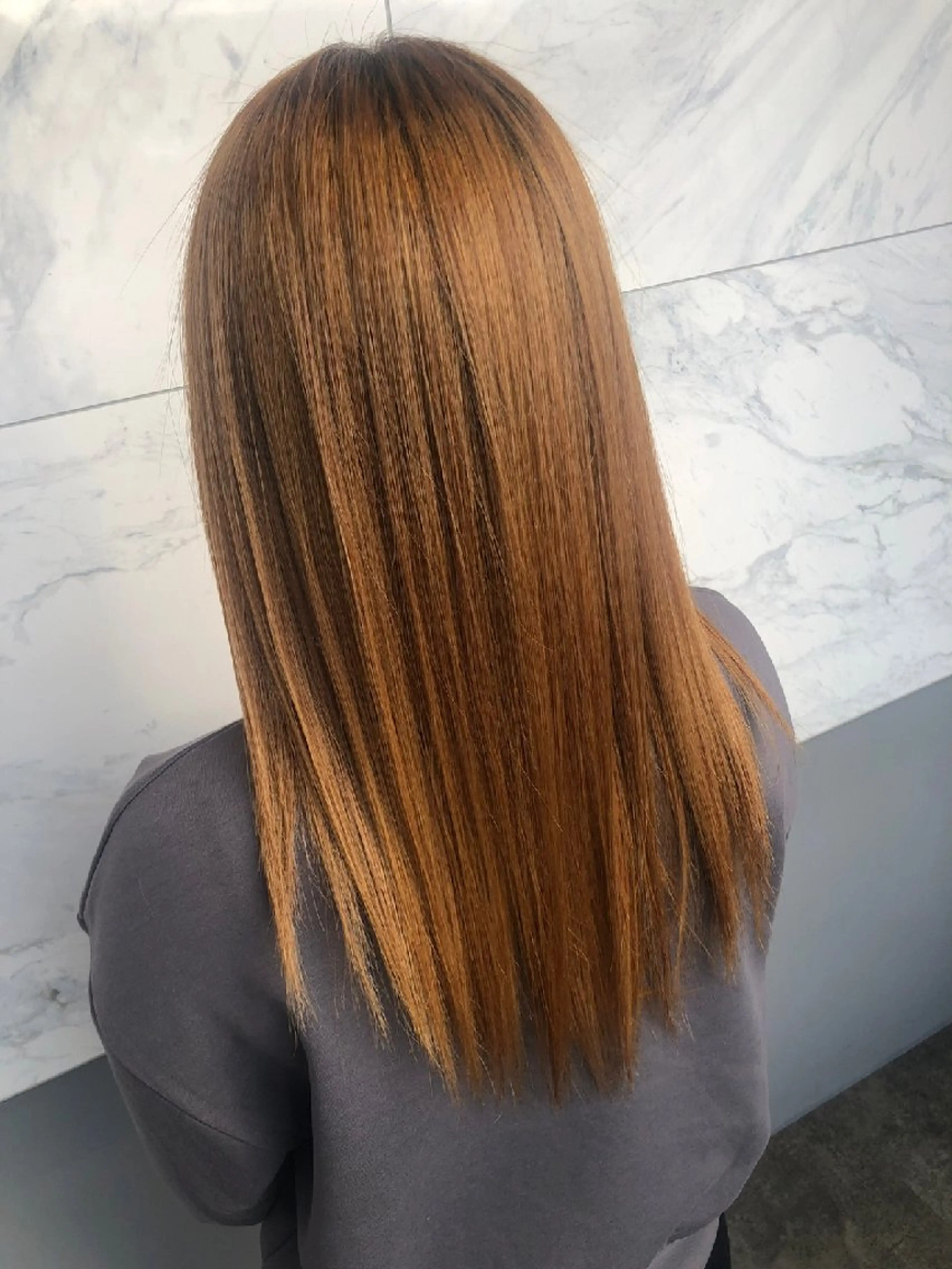 ロング カラー ハイトーンカラー オレンジ 婦中町／4月限定無料 カットメニューありのヘアスタイル