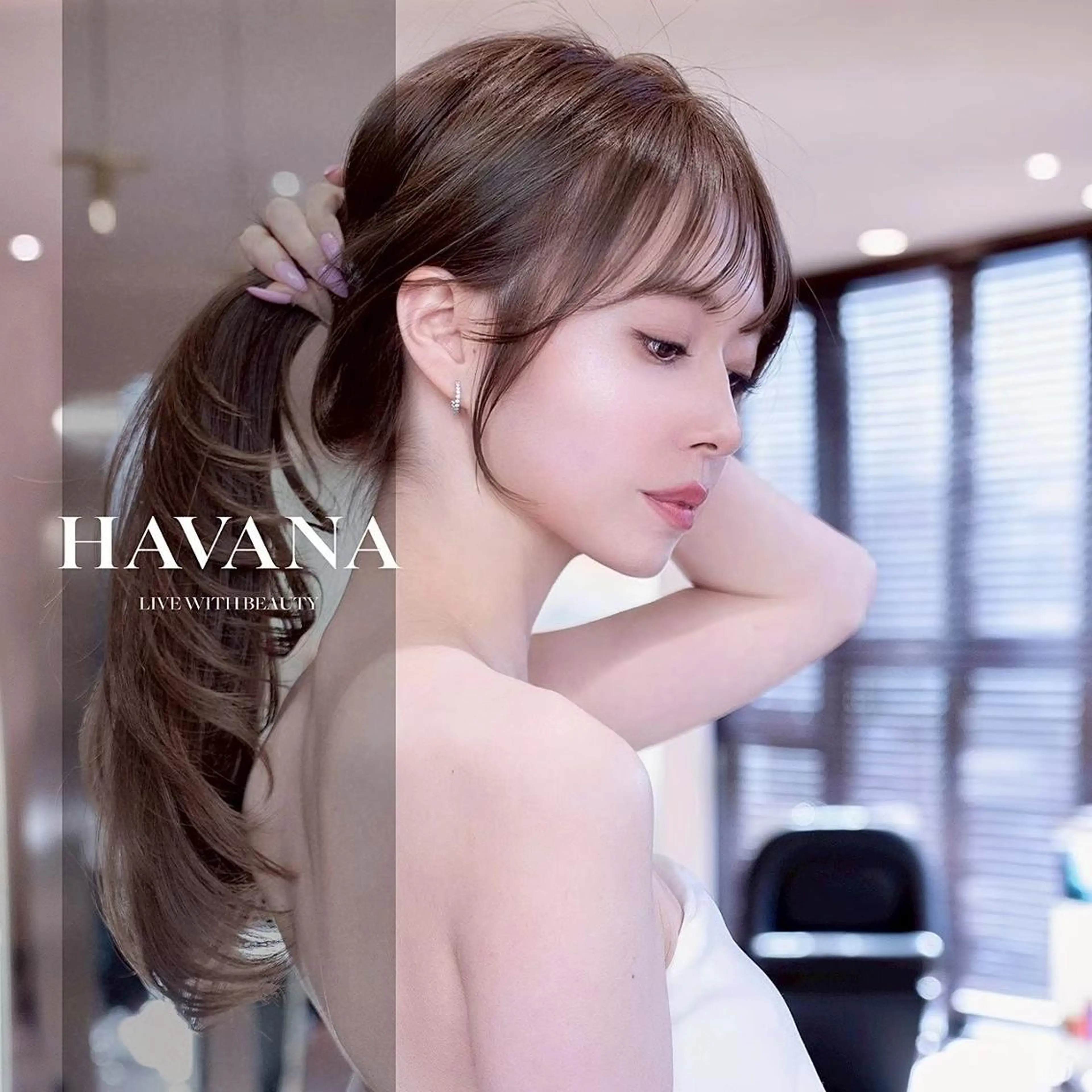 セミロング カラー カット ヘアカラー ill HAVANA 【レイヤー/韓国】のヘアスタイル