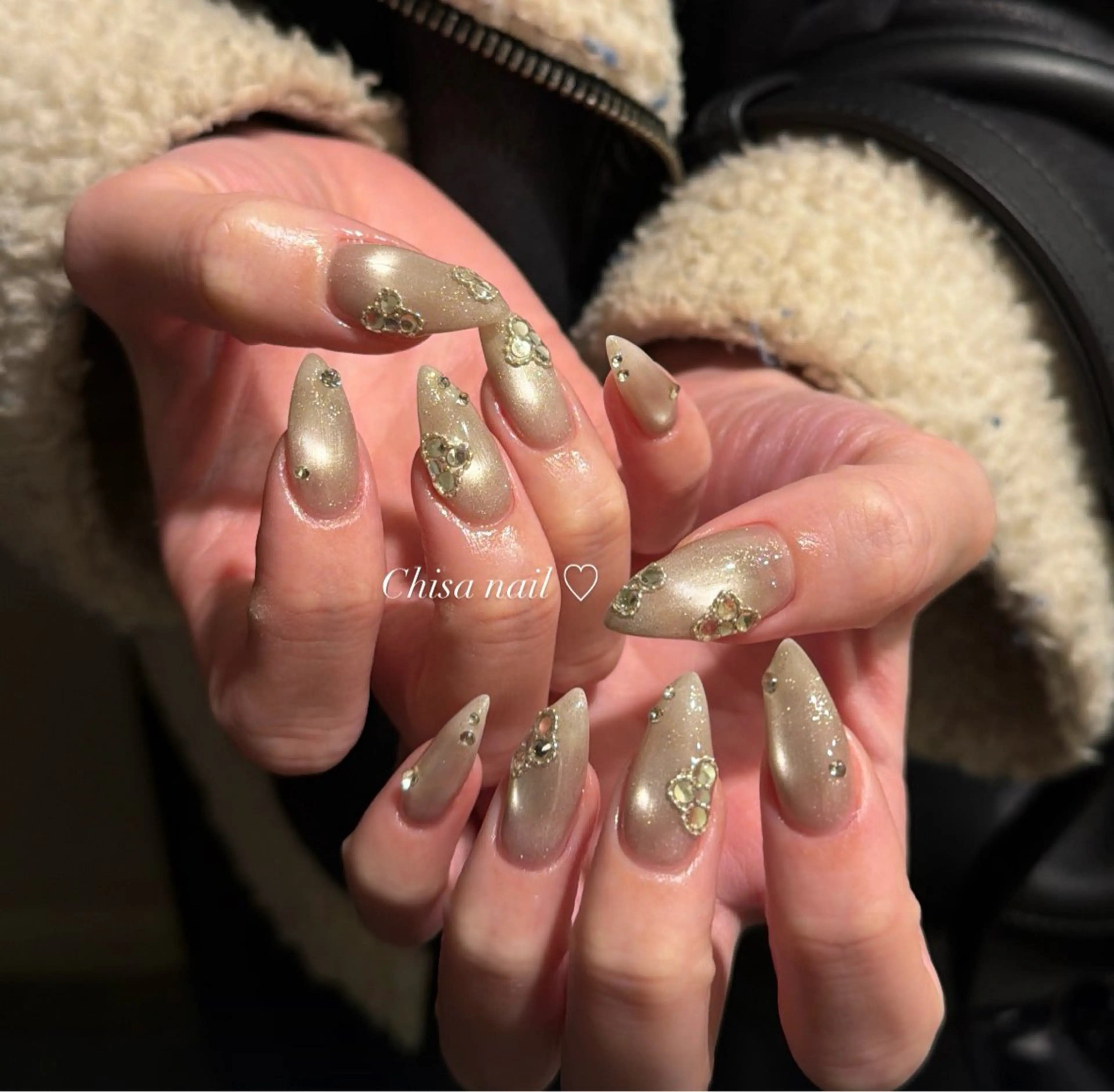 ネイル 長さ出し ジェルネイル グラデーション キラキラネイル 韓国ネイル Chisa Nail Studio所属・チ サのネイルデザイン