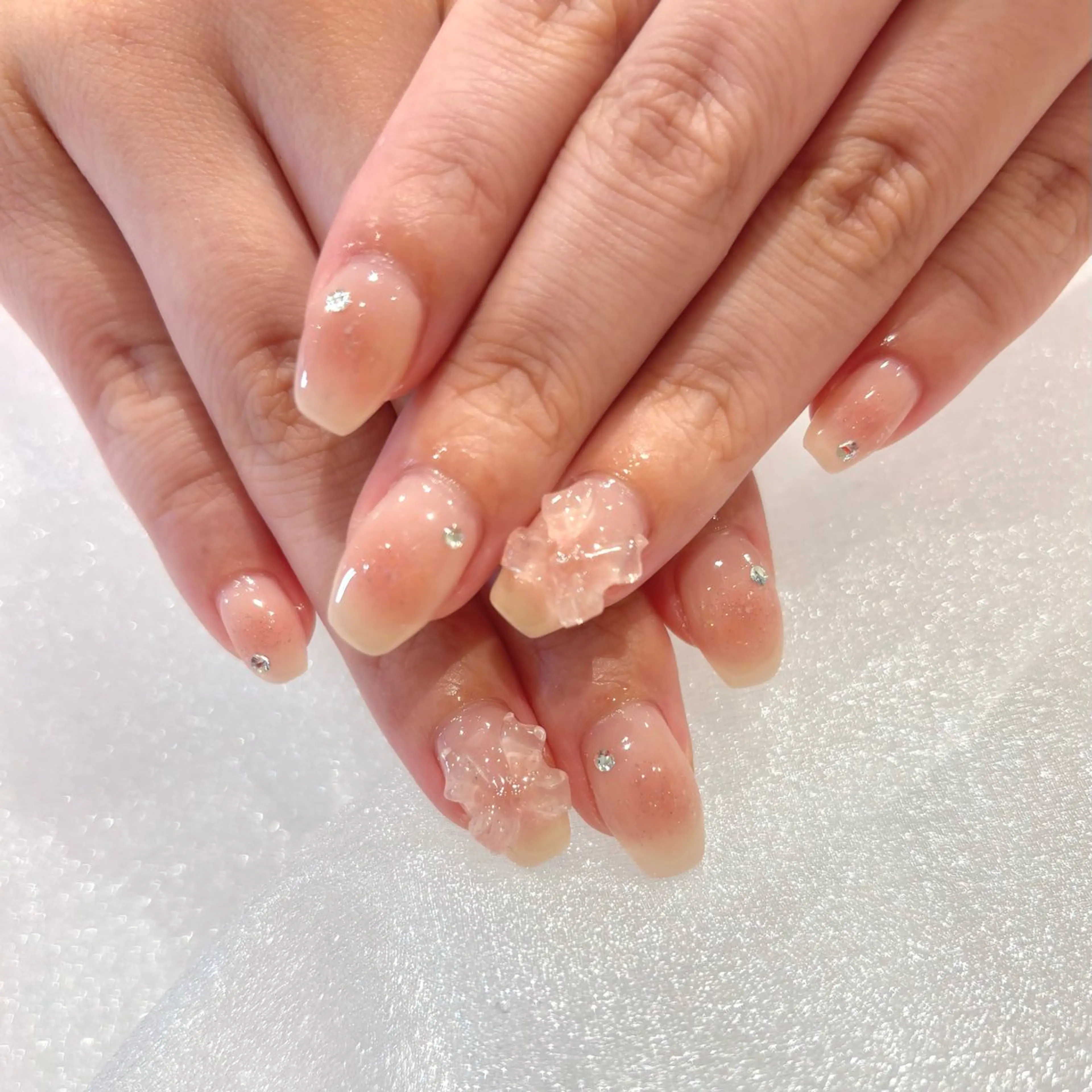 ネイル チークネイル ハンドネイル nailist🍒 ヤマザキのネイルデザイン