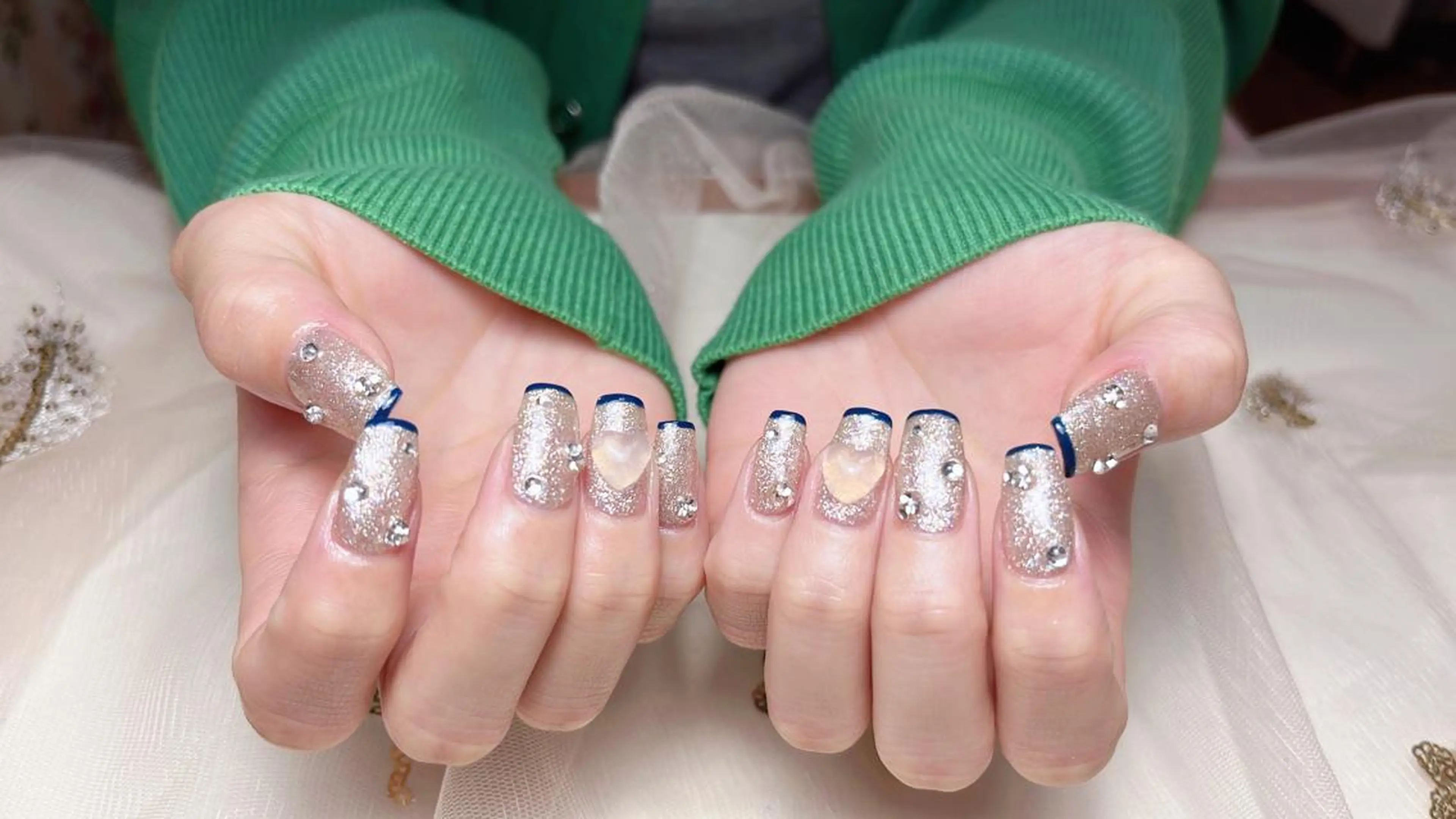 ネイル ewt miniのマツエク・マツパデザイン