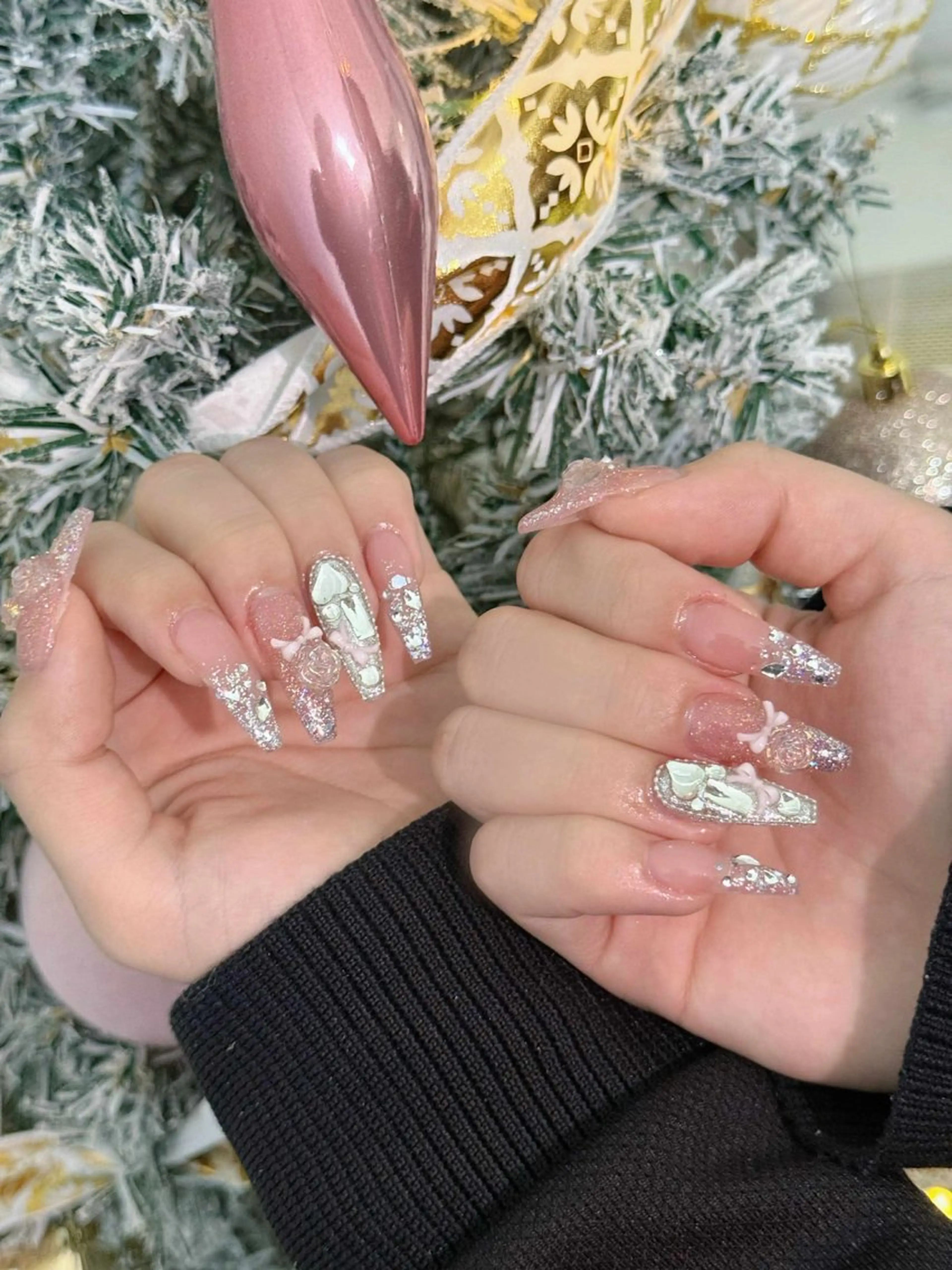 ネイル オーロラネイル ボルドー ブラウン 氷ネイル・うるうるネイル キラキラネイル Julli NailStudioのネイルデザイン