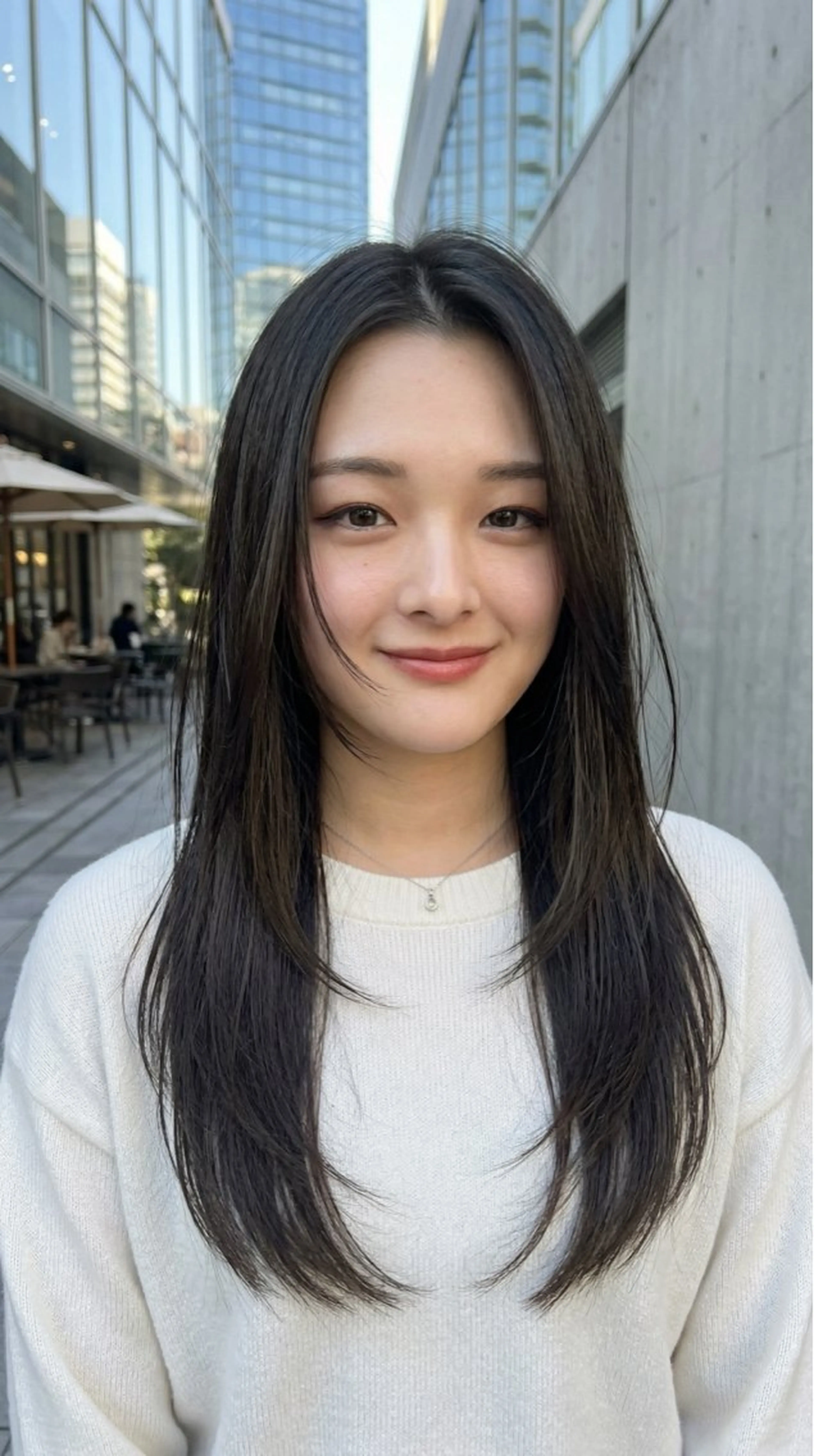 ロング ロングレイヤー レイヤーカット ロング カット 髪質改善/縮毛矯正 /ブリーチ矯正/岡部のヘアスタイル