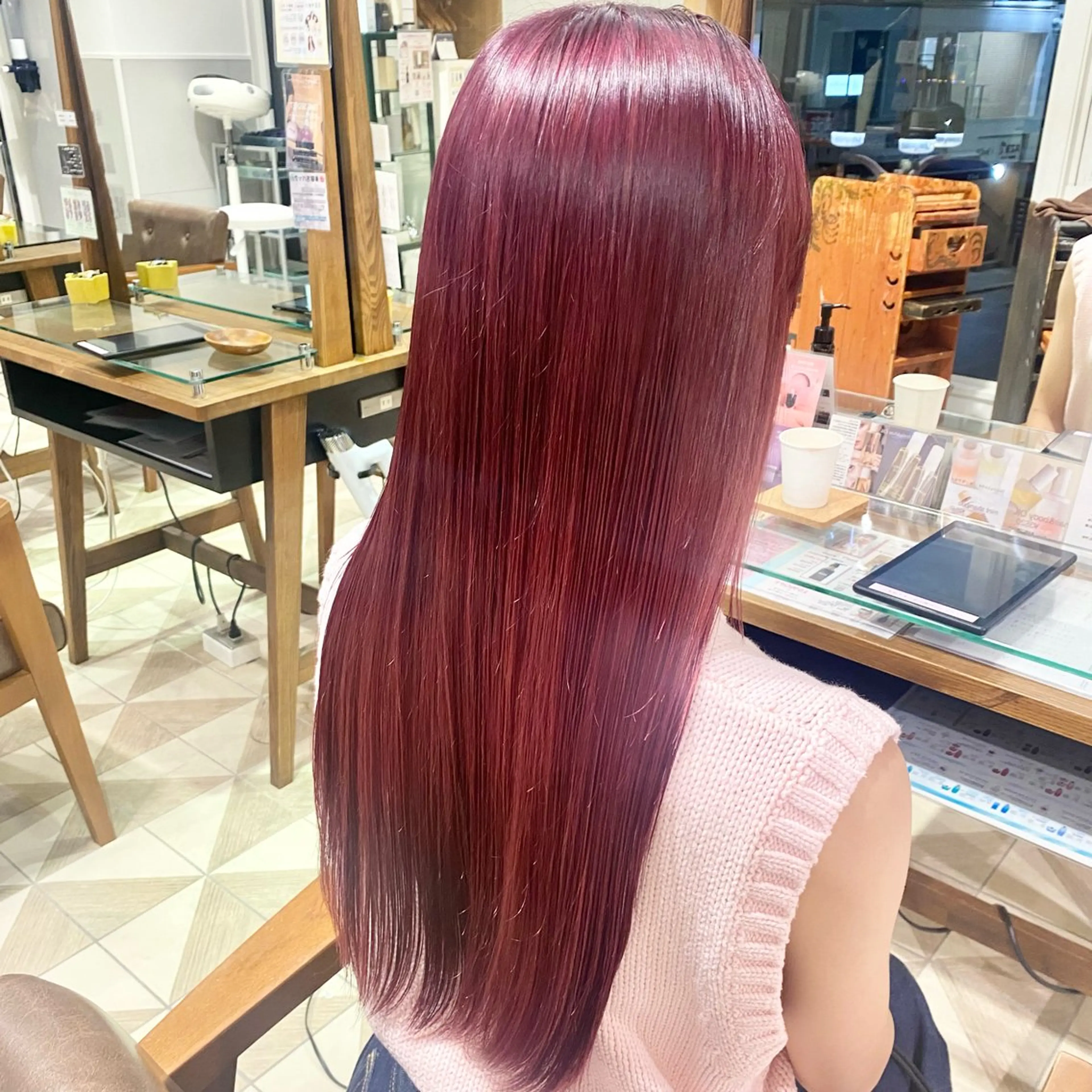 ロング カラー ヘアアレンジ 吉水 彩乃 /ボブ/艶感カラーのヘアスタイル