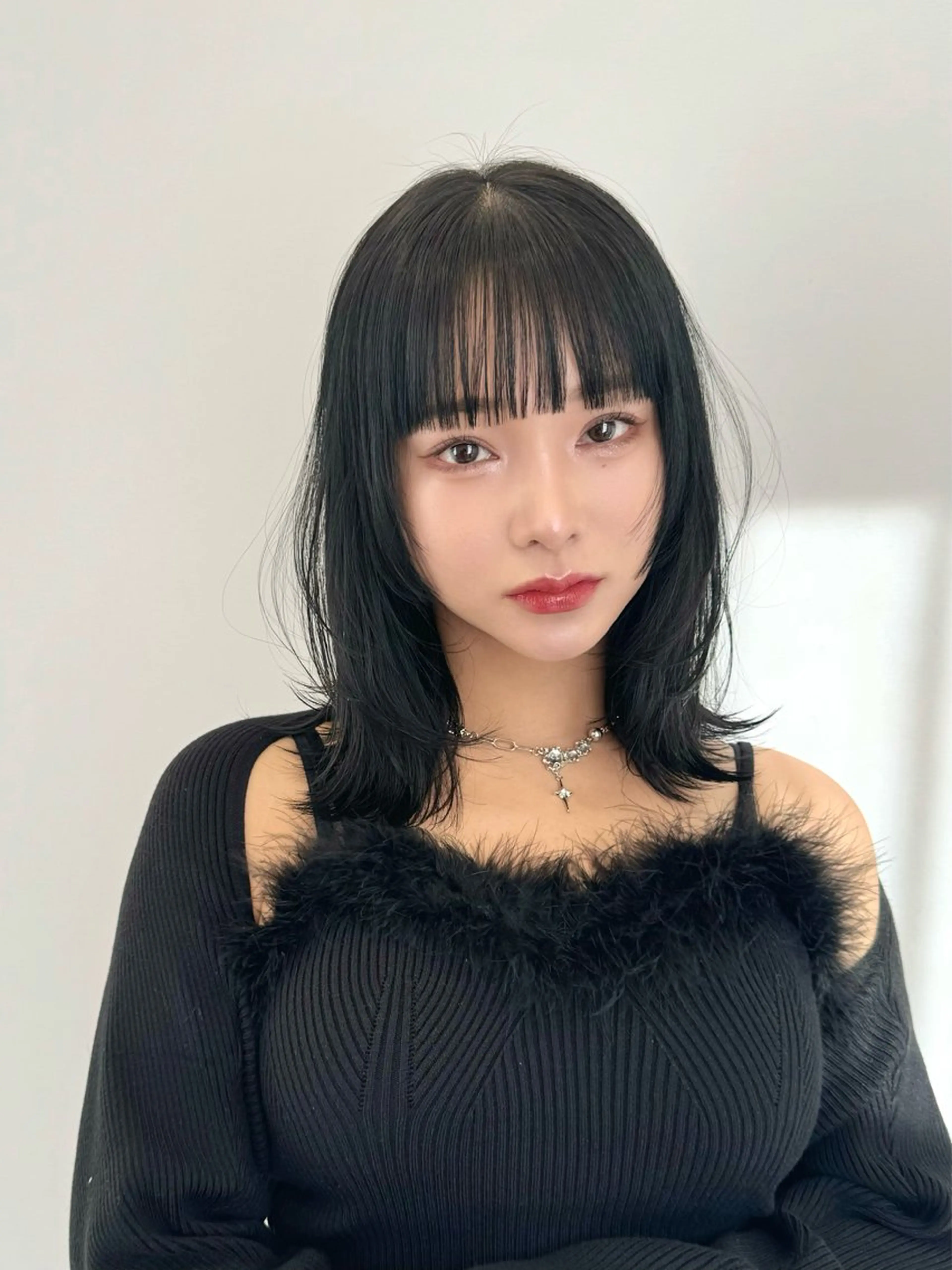 ミディアム カット ヘアカラー COA GINZA 空也/前髪/顔まわりのヘアスタイル