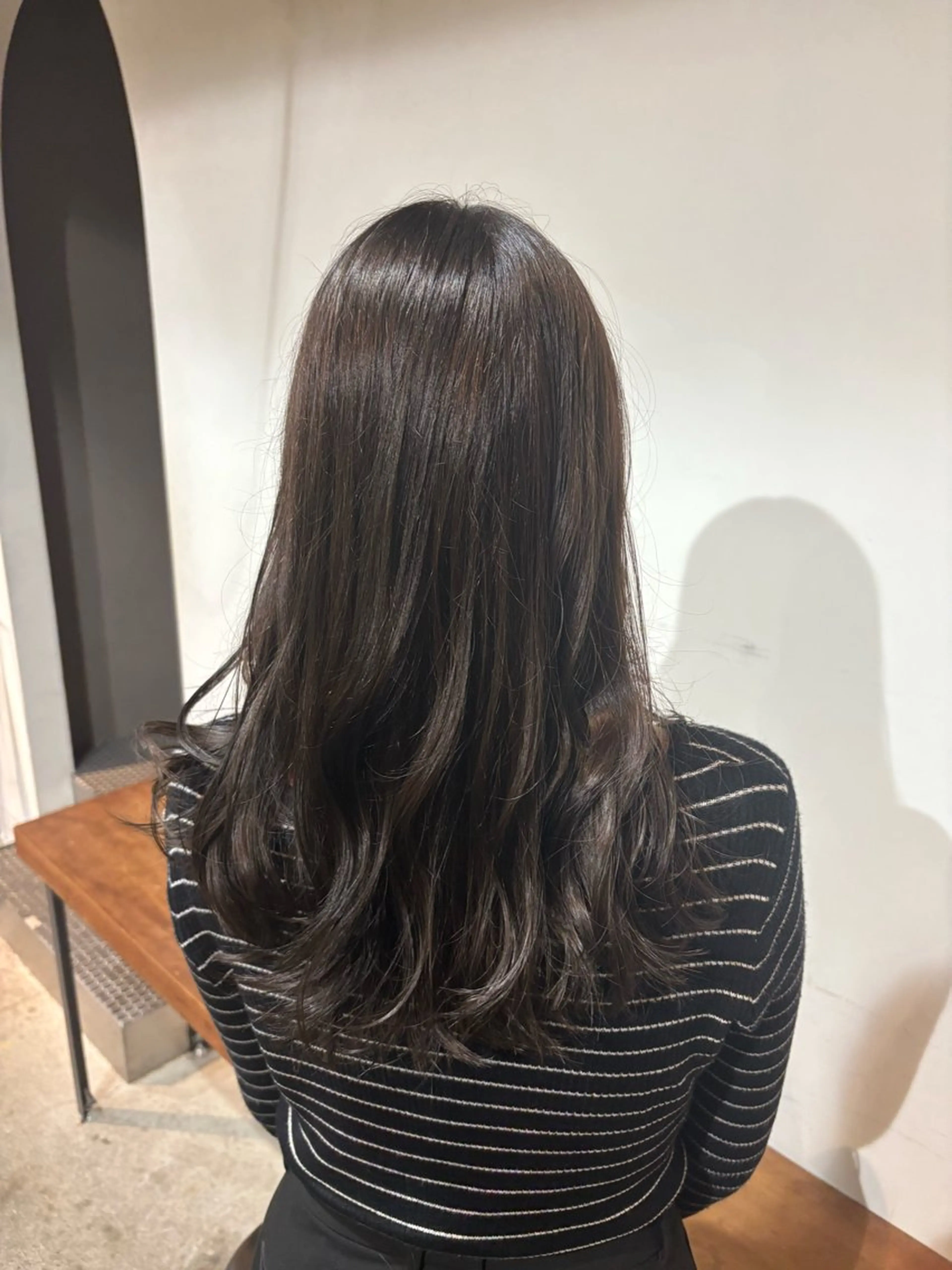 ロング ヘアカラー 名田 凌佑のヘアスタイル