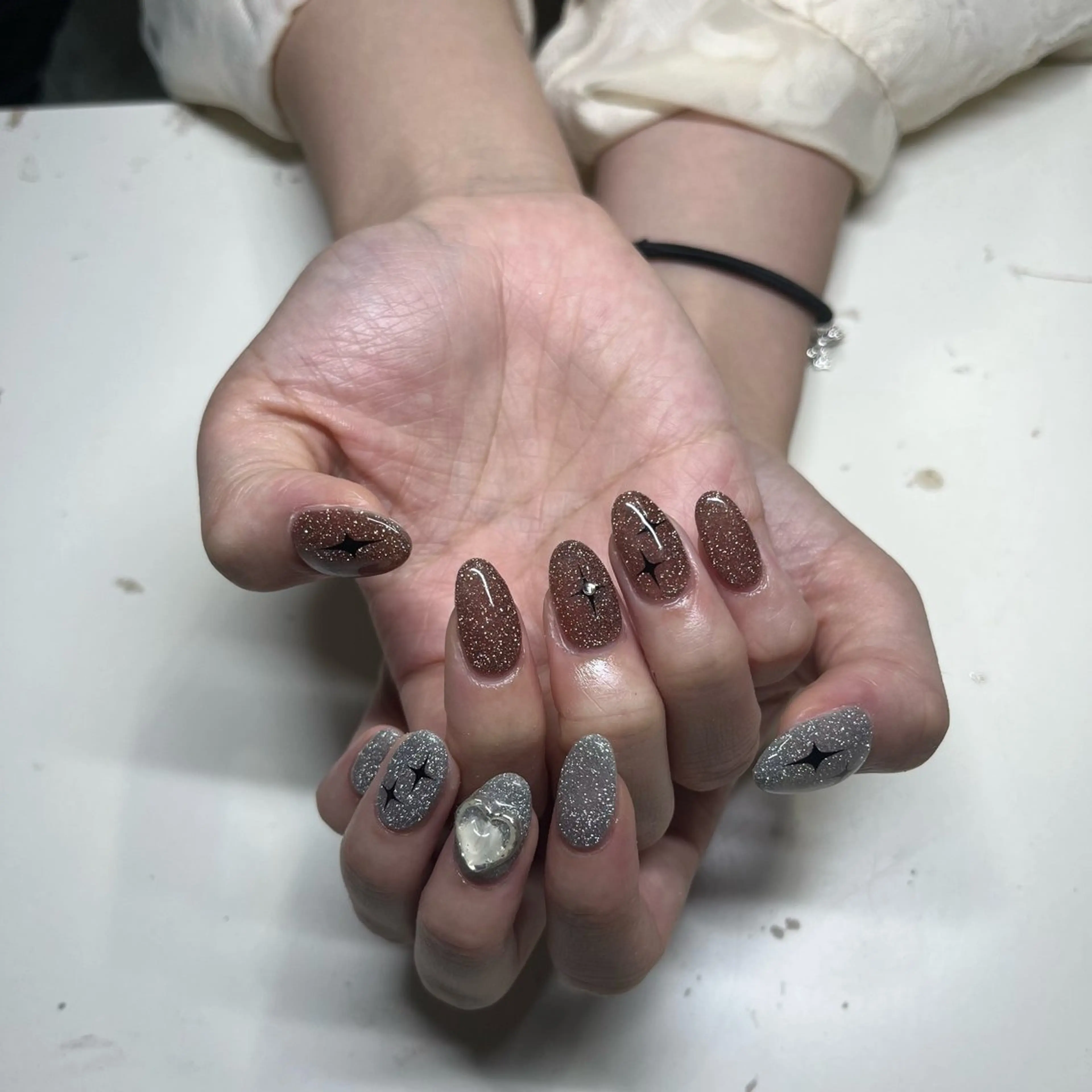 ネイル フラッシュネイル キラキラネイル IROHA nail Ami🐊🎀のネイルデザイン