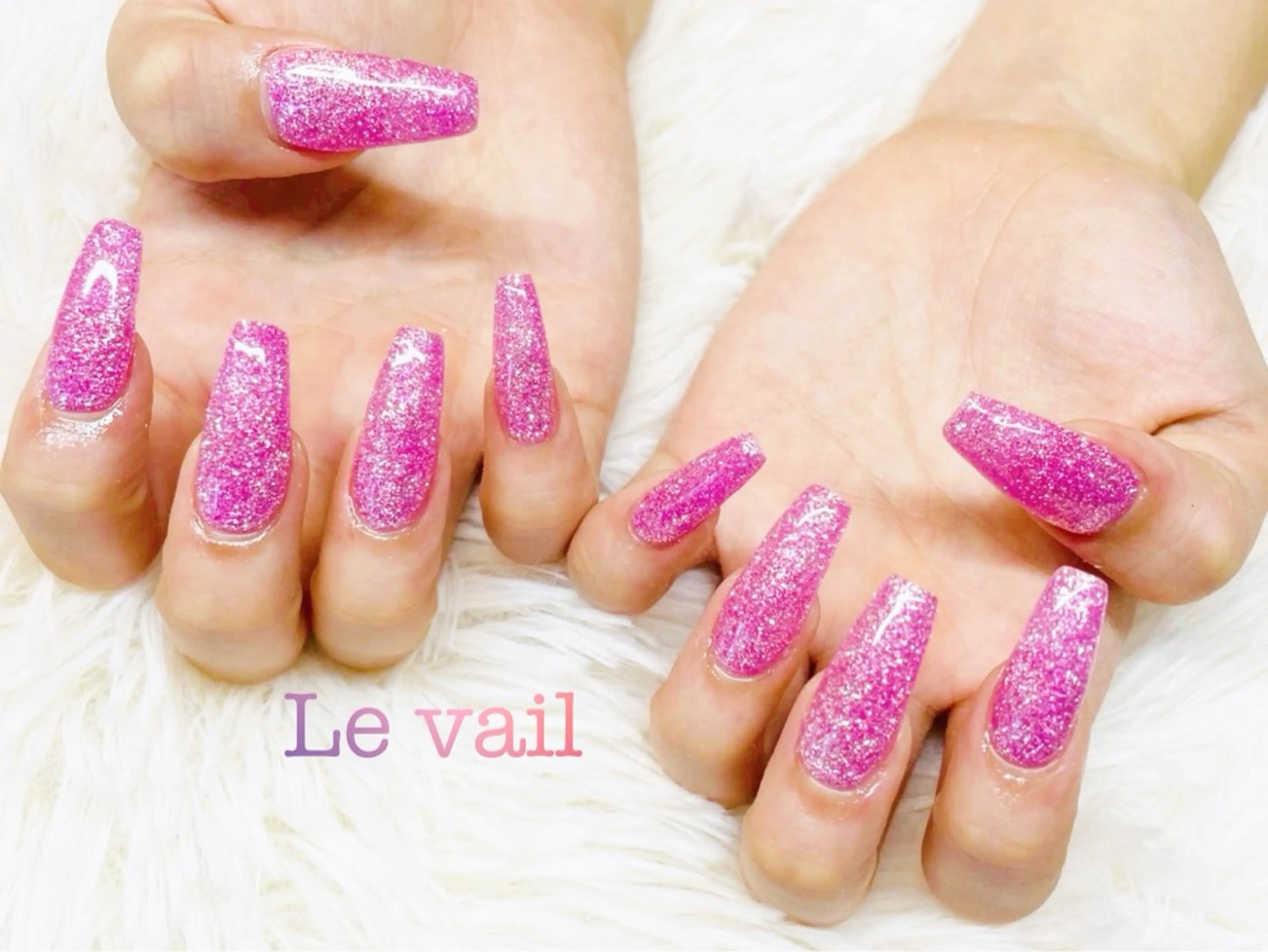 ベテラン担当💅🉐ハンドアクリル長さ出し10本+ワンカラーネイル7480円♪お写真モデル様👣オフ有+550円💐の写真