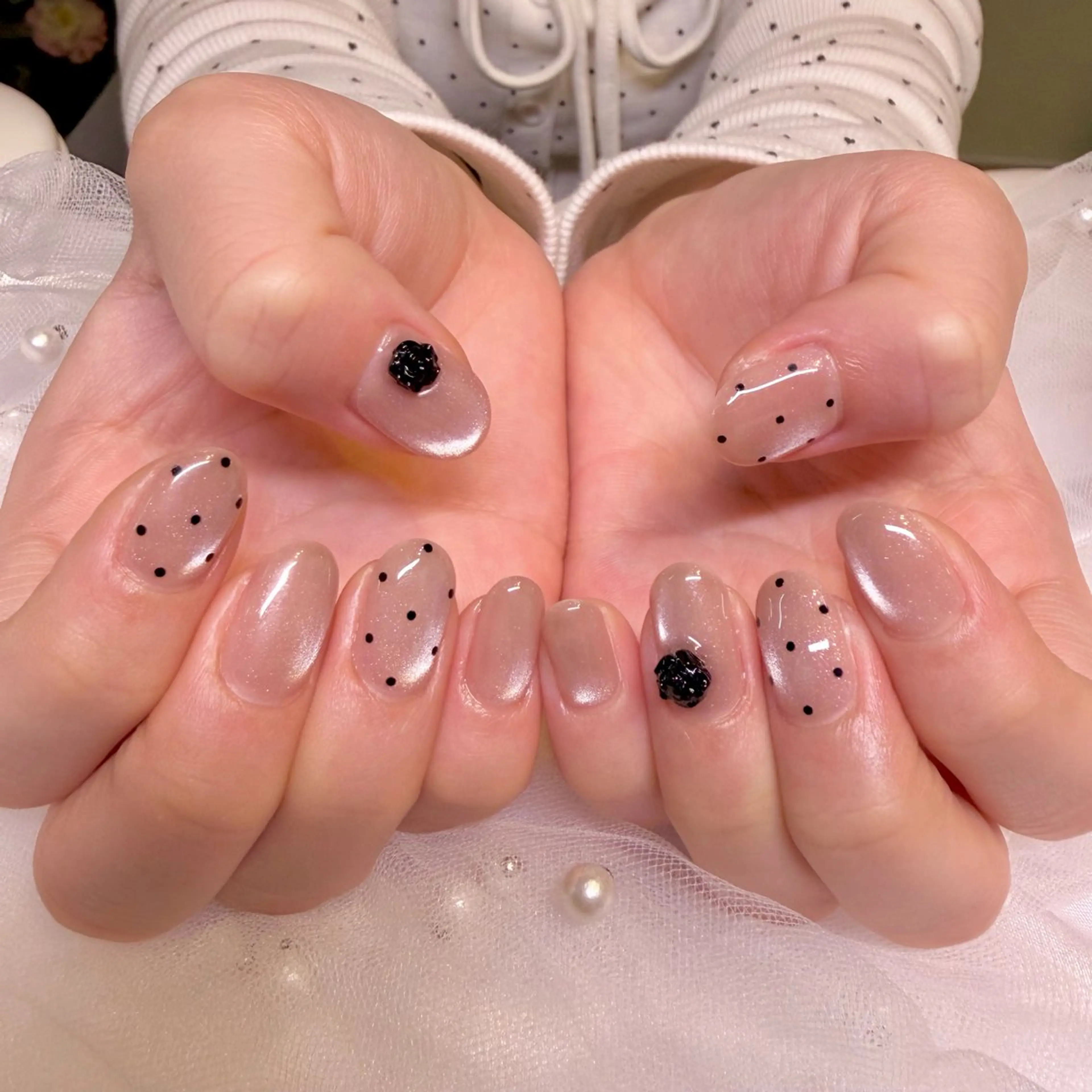 ネイル フレンチネイル ガーリー ハンドネイル nail salon e'mu💐のネイルデザイン