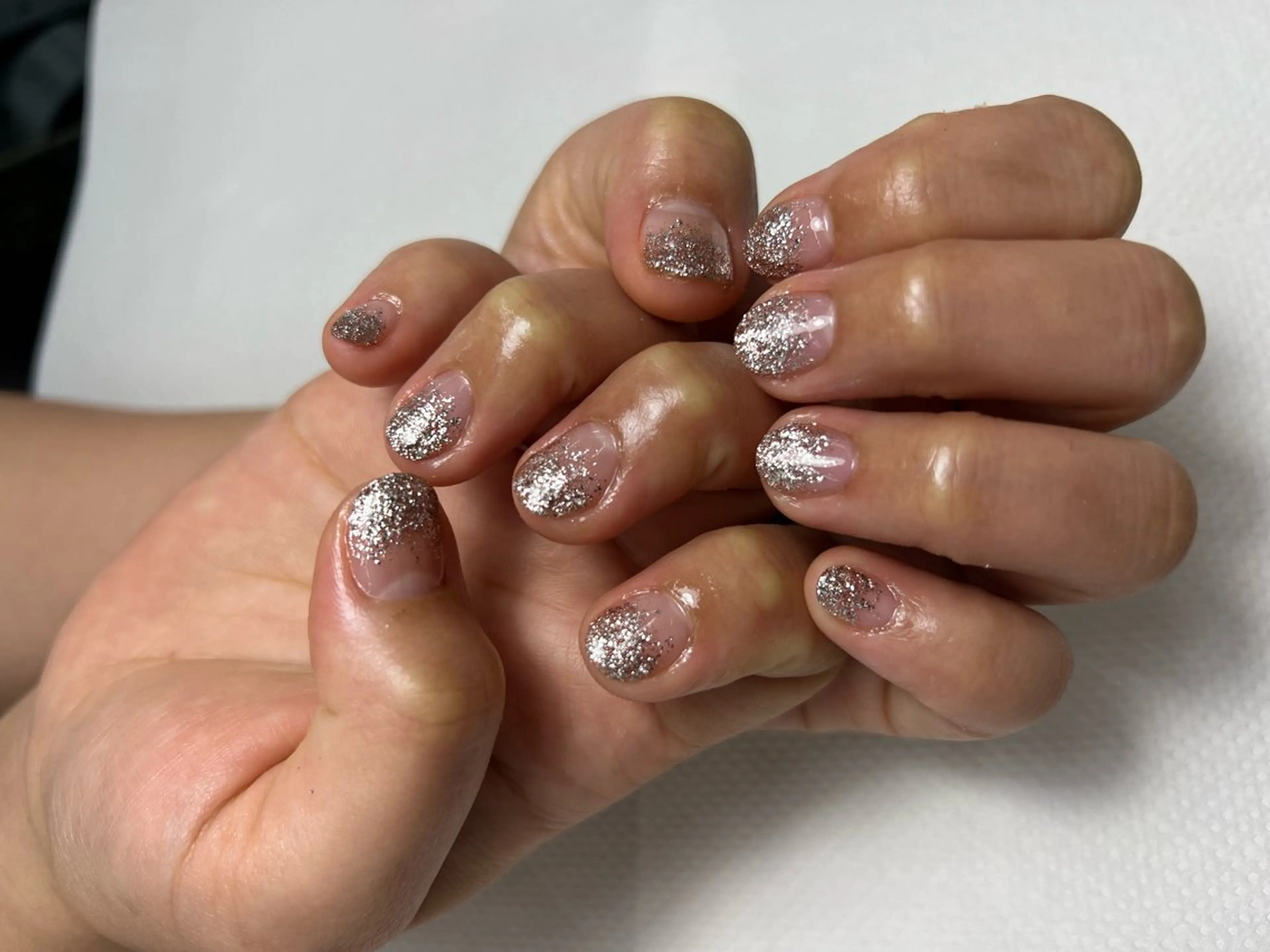 ネイル キラキラネイル ラメ(グリッター) 🌴kawamura Yukako🪼🩵のネイルデザイン