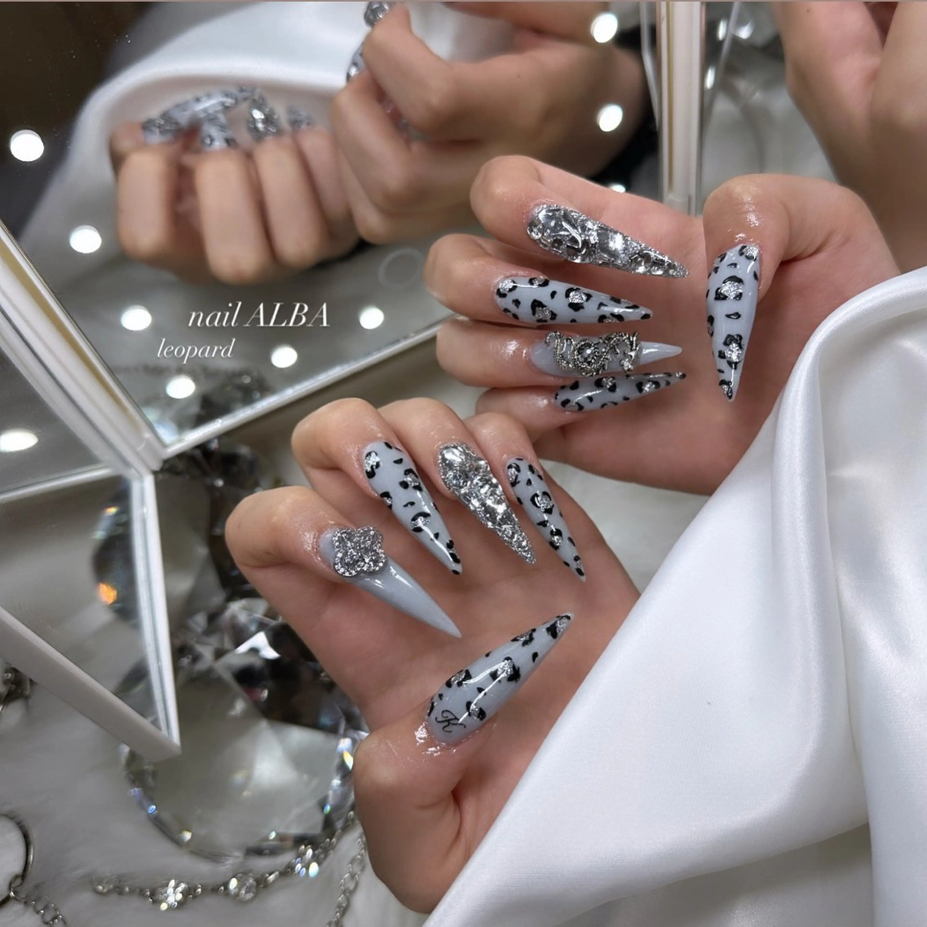 ネイル 加納 莉音のネイルデザイン