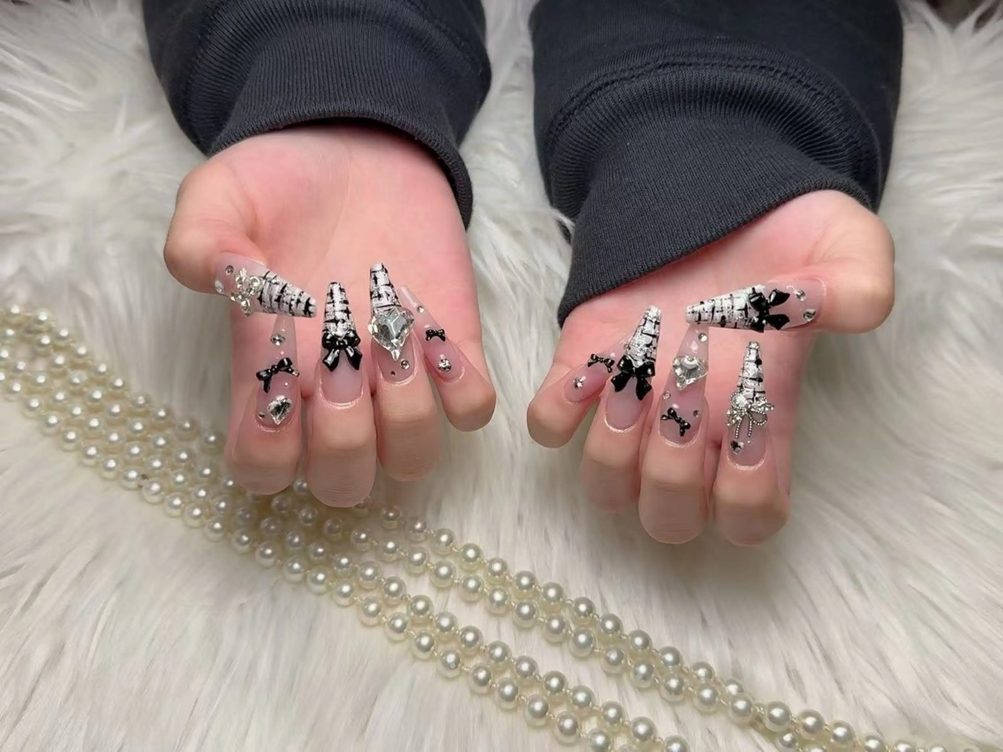 ネイル W&nail  slon所属・W·mai nail 関内のネイルデザイン