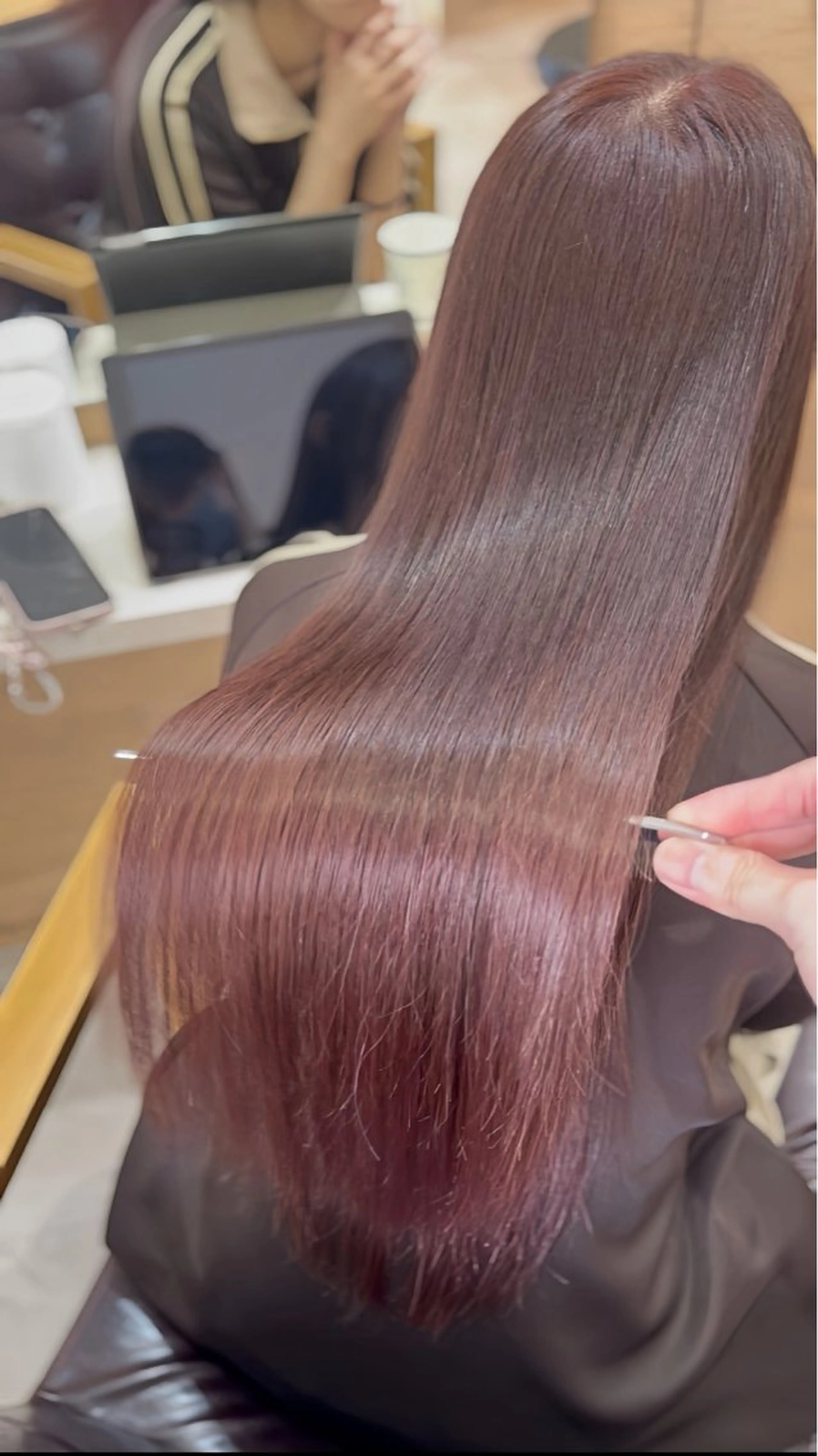 セミロング クワハタ ショウタのヘアスタイル