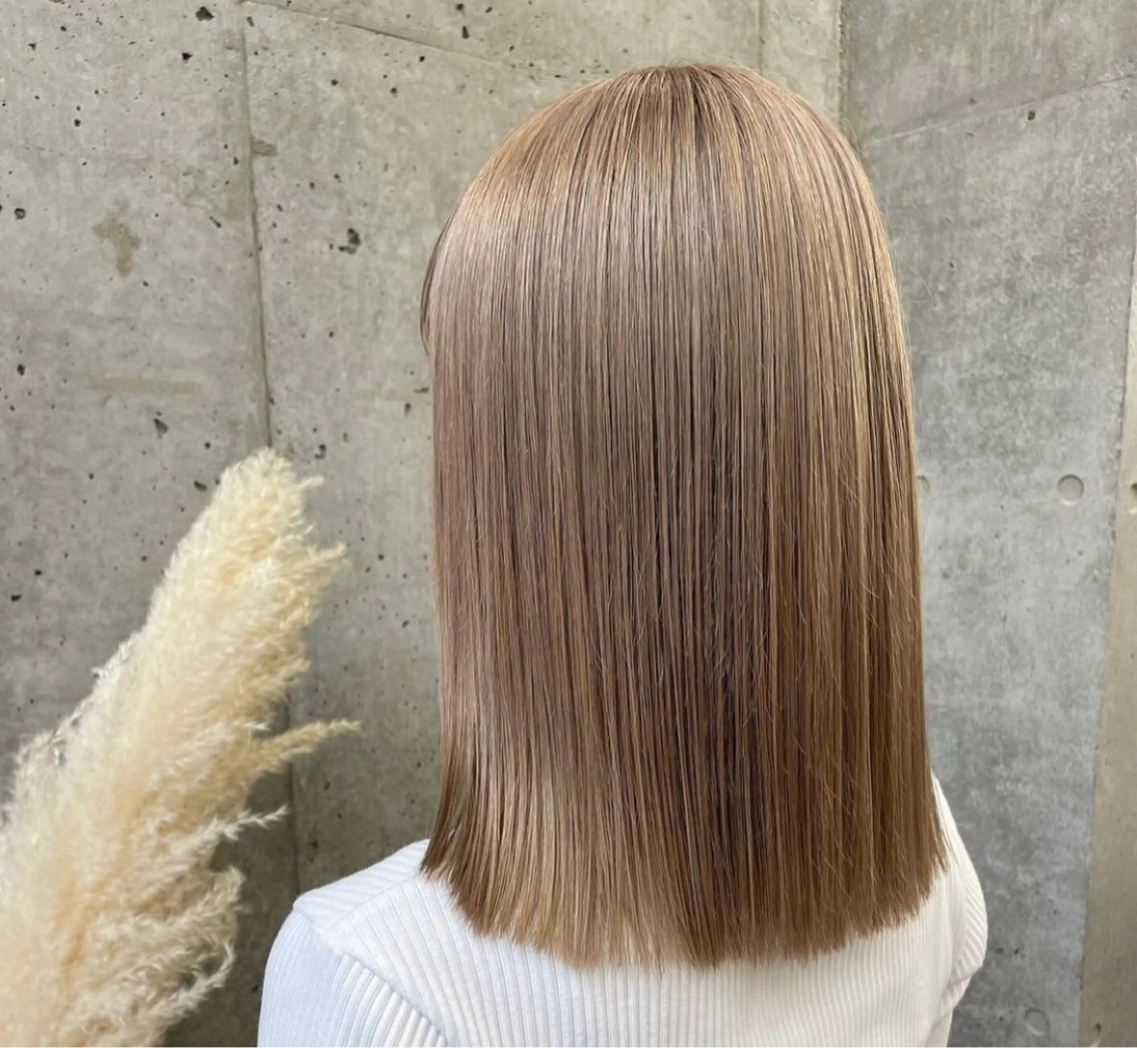 ミディアム カラー ベージュカラー 透明感カラー ヘアカラー トリートメント ❤️アヤカ Wカラー ボブ レイヤー❤️のヘアスタイル