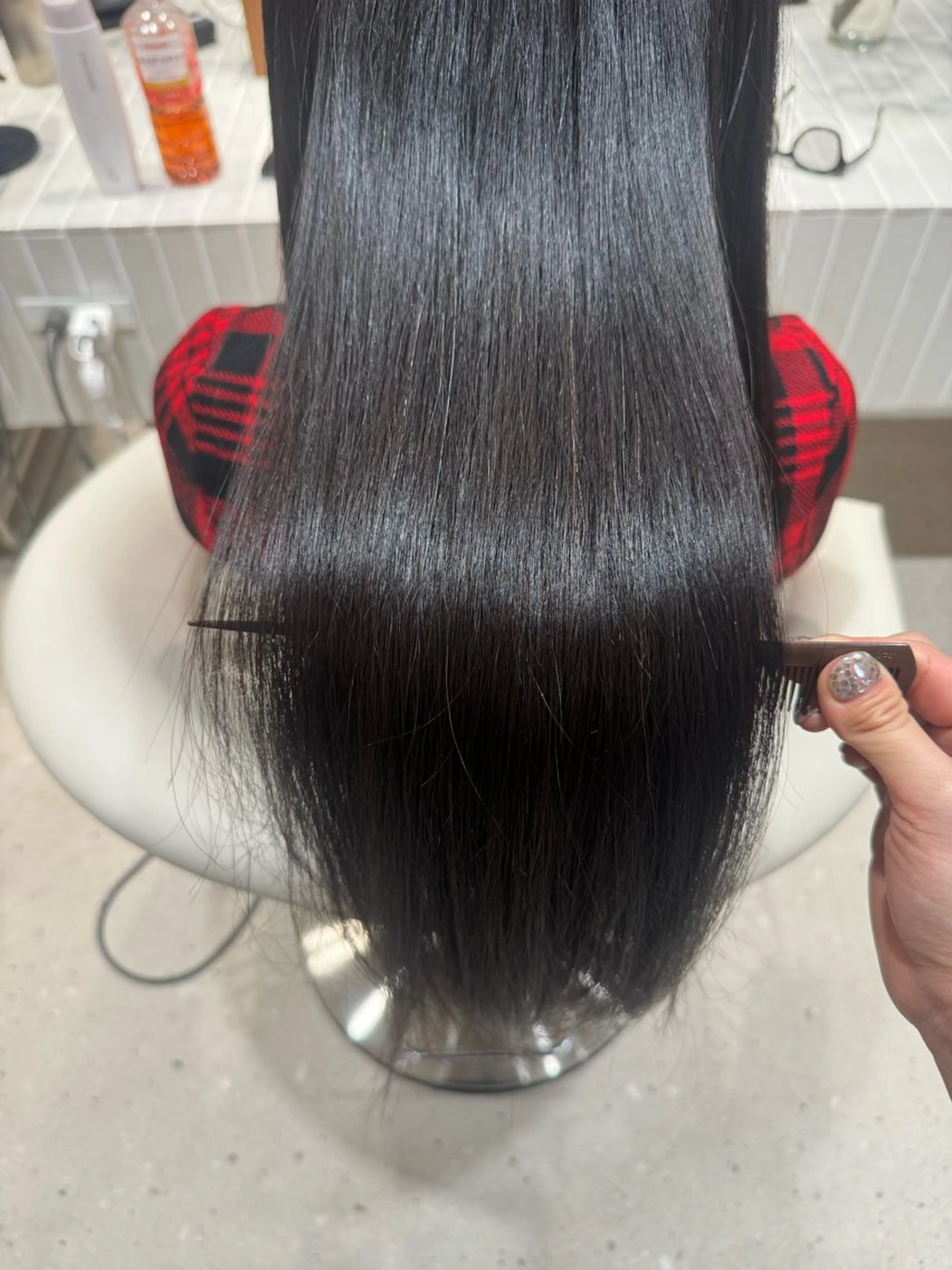 縮毛矯正 透明感カラー／ 縮毛矯正／まりなのヘアスタイル