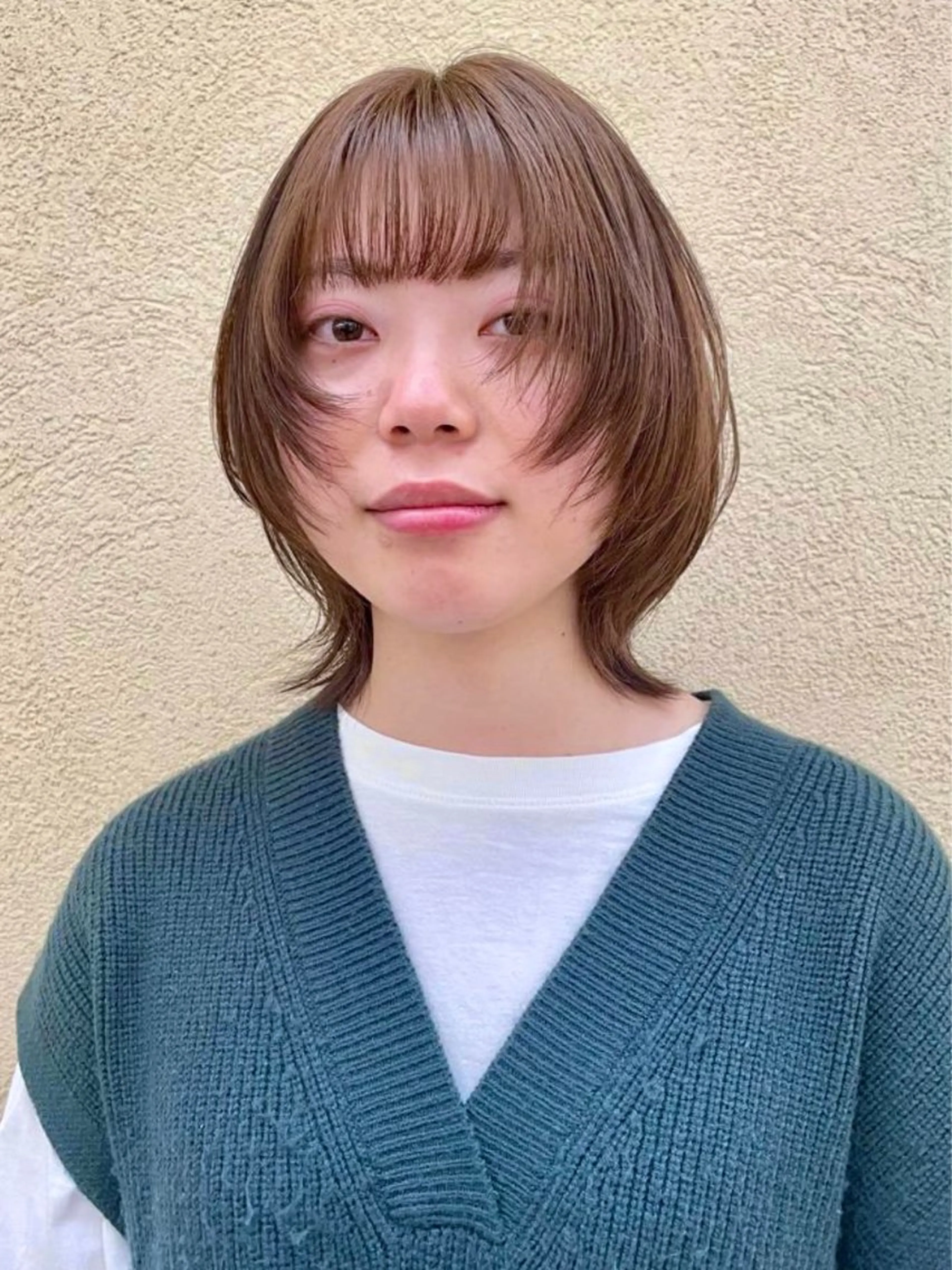 ミディアム カラー 塩谷 雪花のヘアスタイル