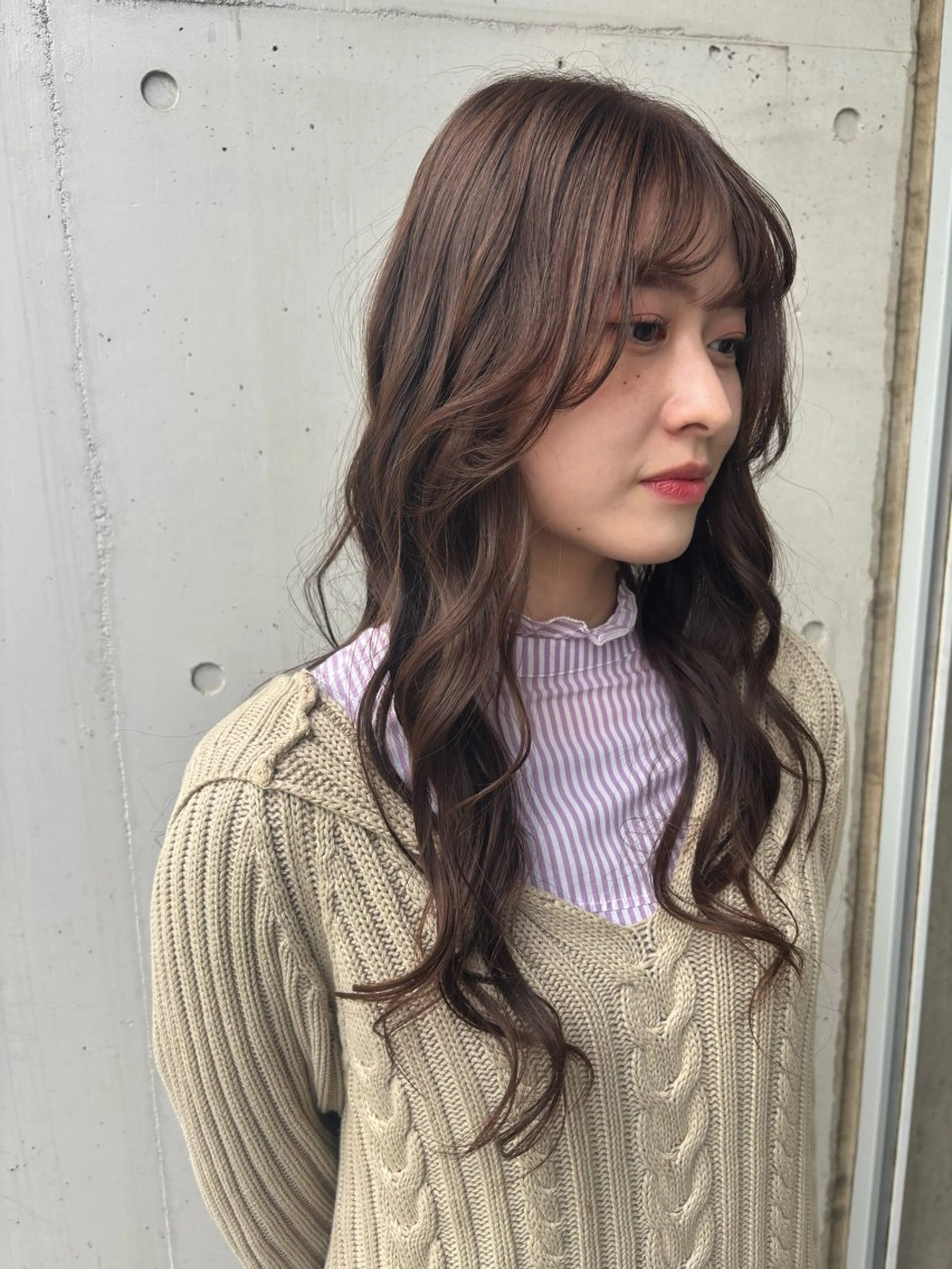 ロング 宇留間 涼香のヘアスタイル