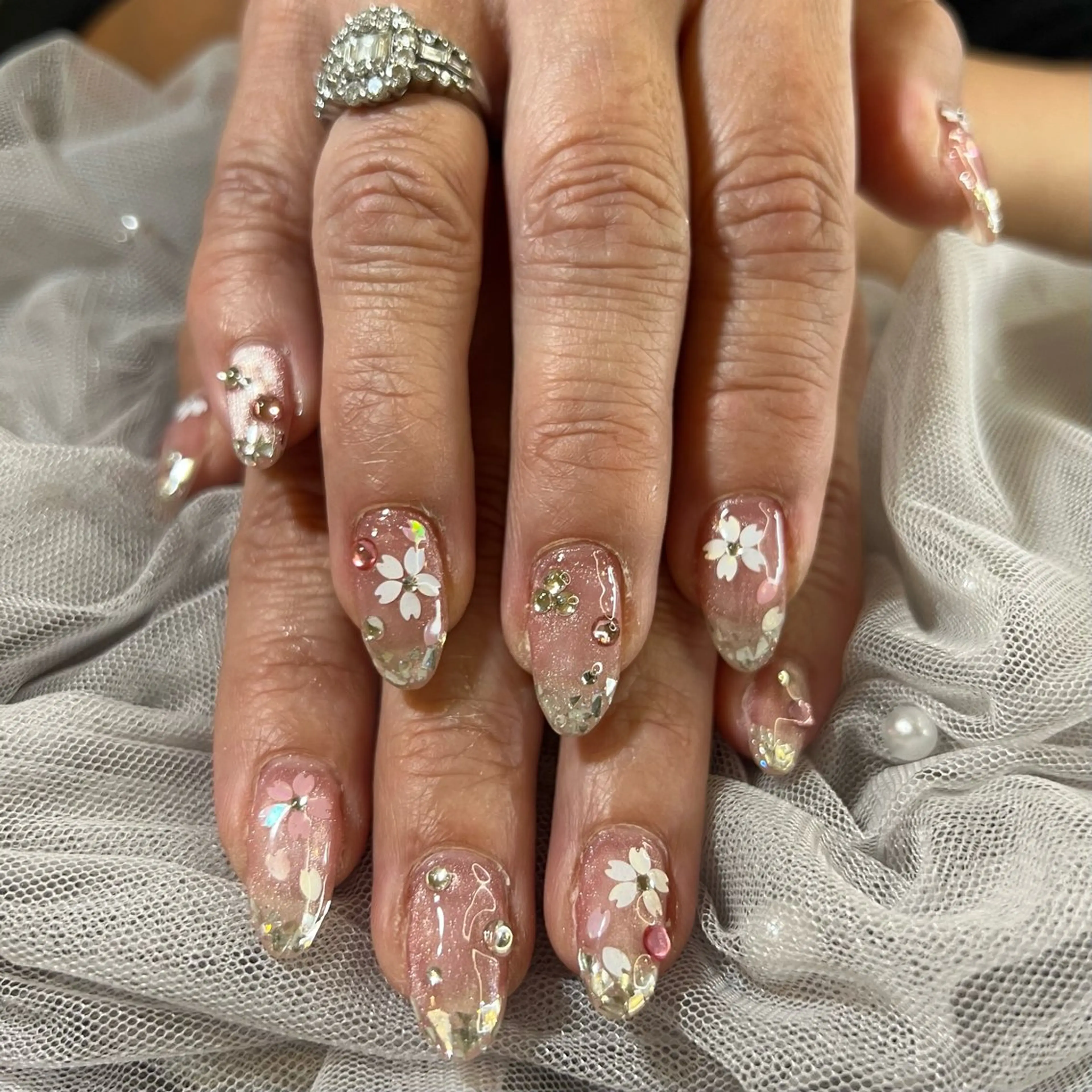 ネイル 桜ネイル ピンク ILLO Yuinaのネイルデザイン