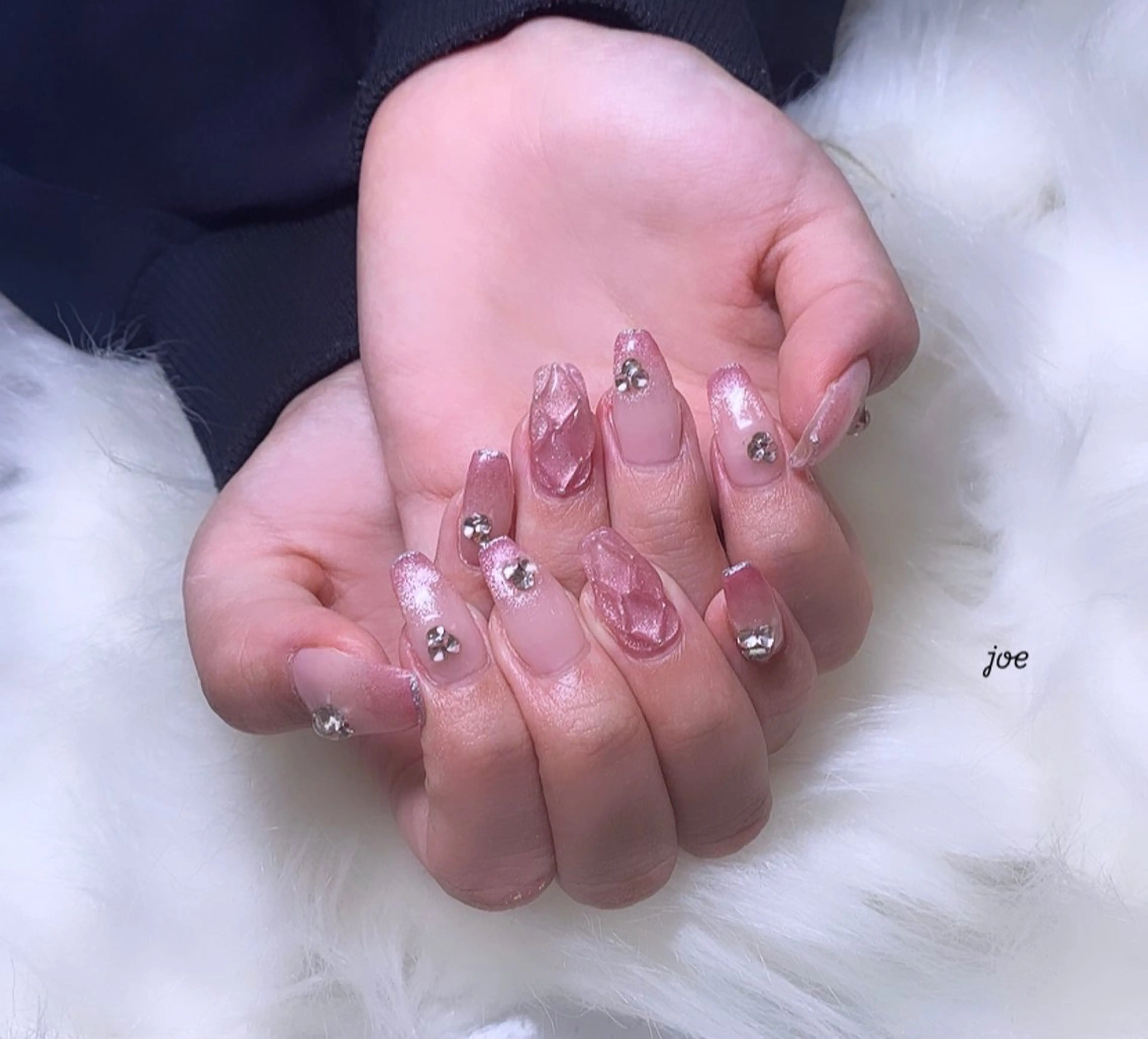 ネイル マグネットネイル ハンドネイル 石堂 さくらのネイルデザイン