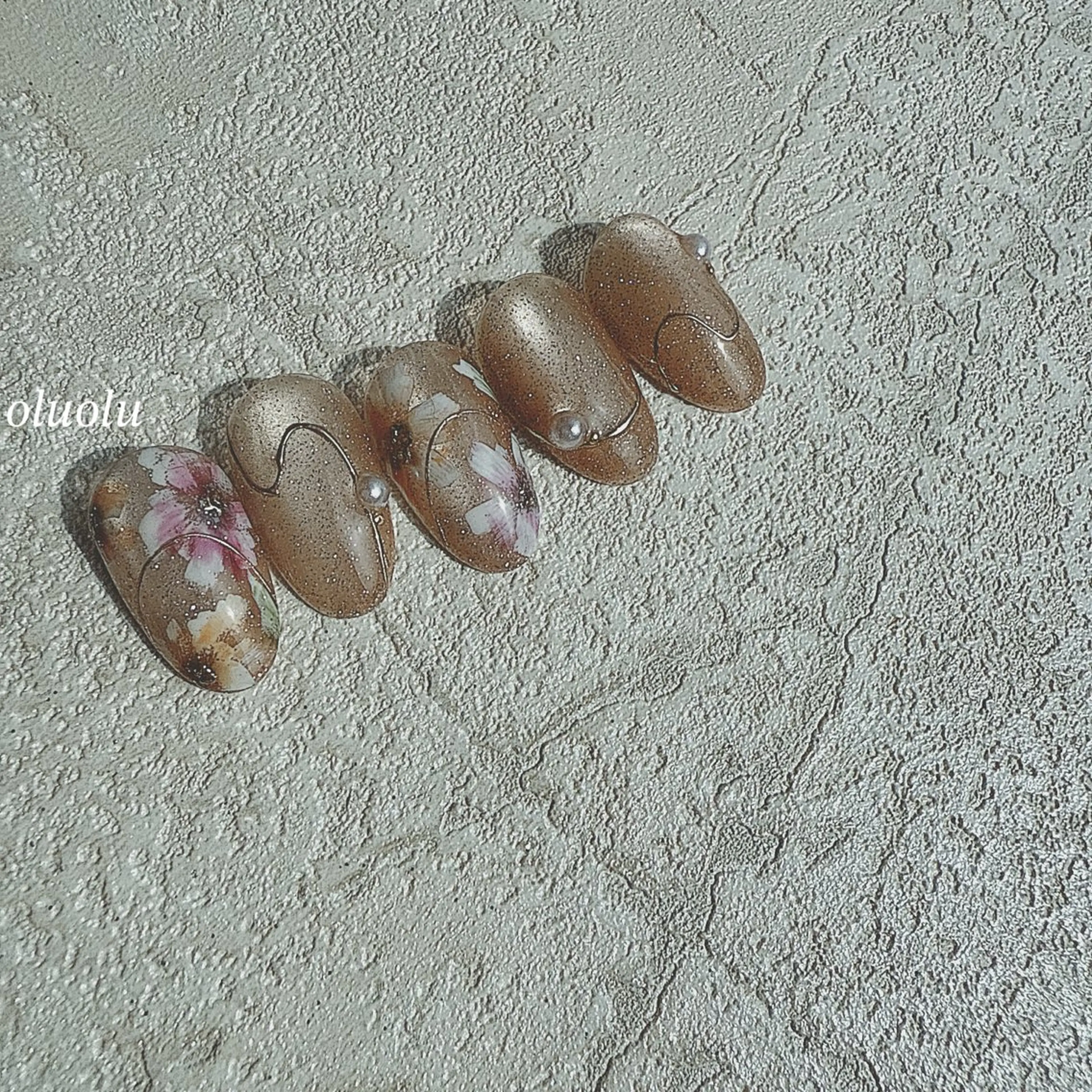 ネイル アートネイル オーロラネイル フラッシュネイル ジェルネイル キラキラネイル ハンドネイル 大村 紬華のネイルデザイン