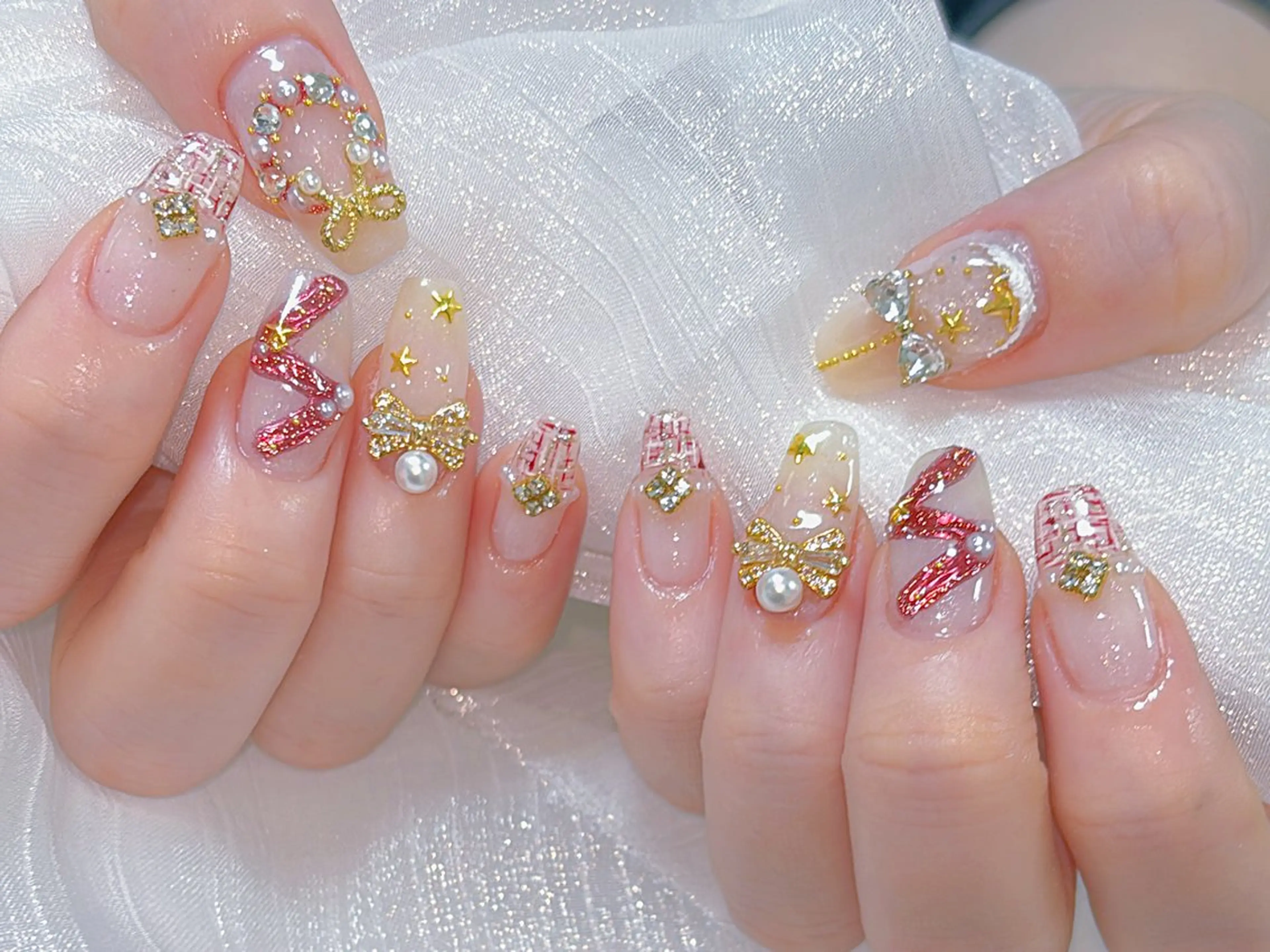 ネイル ネイルサロンエクラ 🫧Shizukaのネイルデザイン