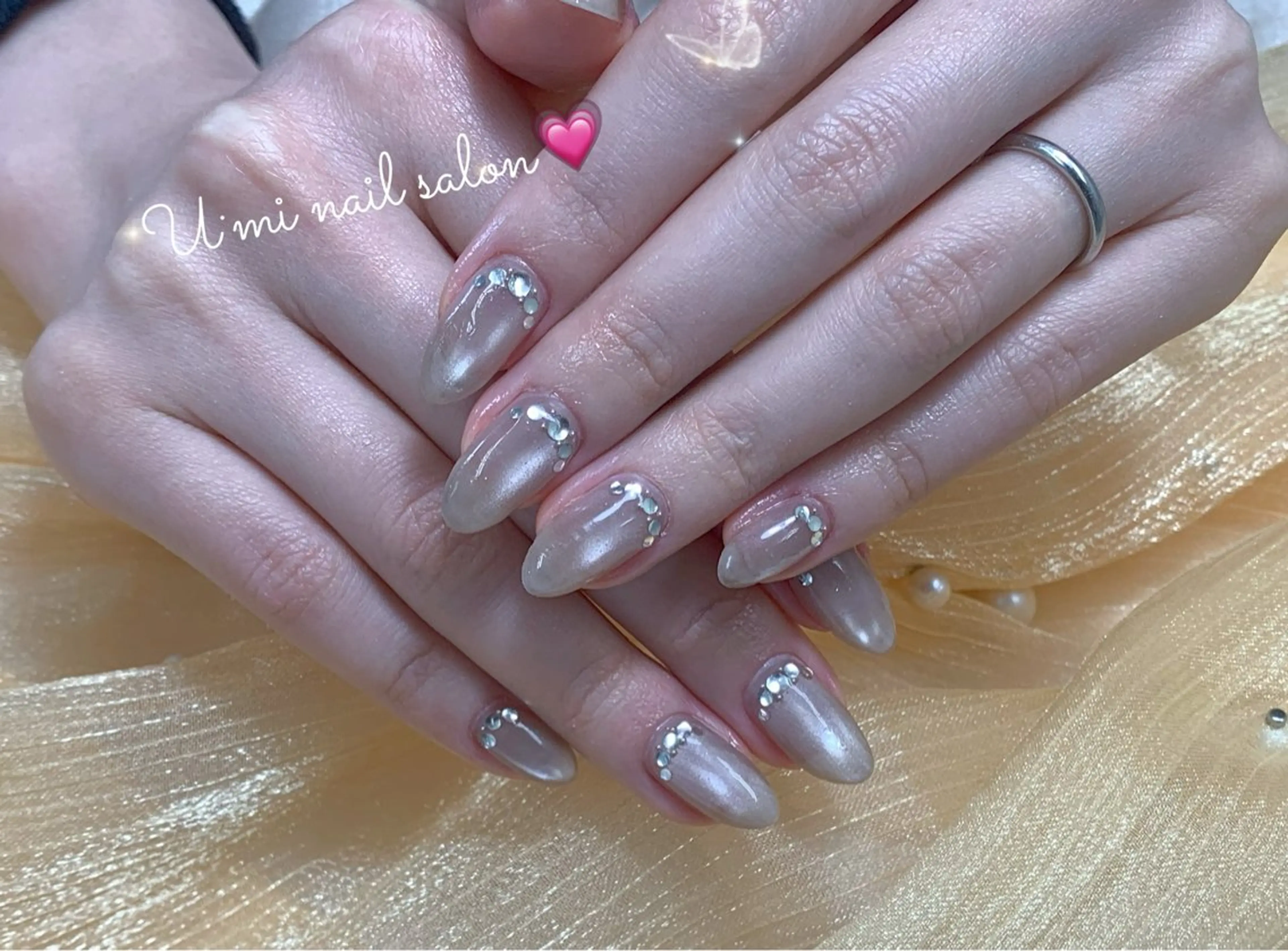 ネイル 持ち込み ハンドネイル U·Mi 上野御徒町容のネイルデザイン