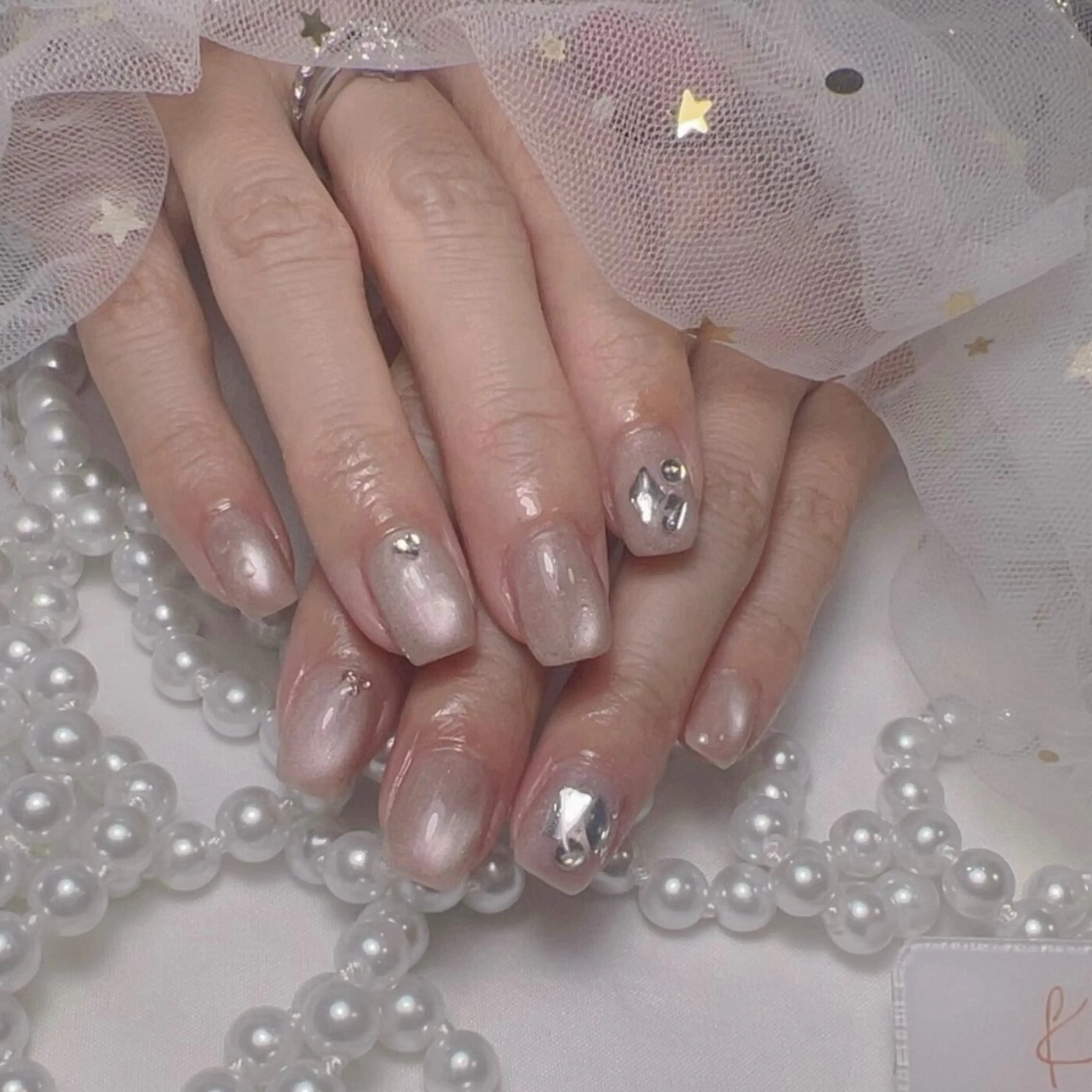 ネイル アートネイル フレンチネイル ジェルネイル グラデーション 韓国ネイル ハンドネイル ハンドケア さくら💮💮 【オフ無料】のネイルデザイン