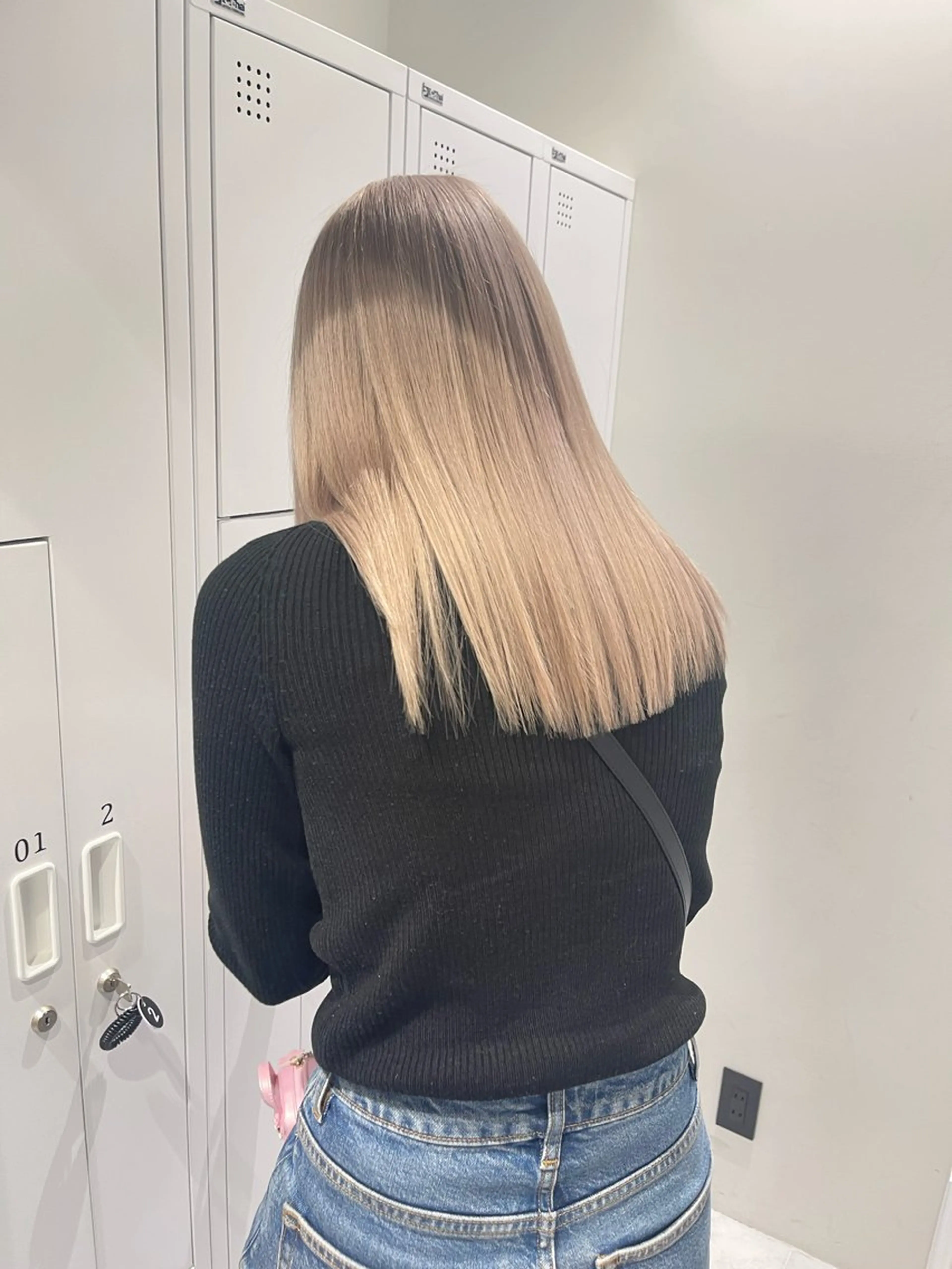 ロング カラー ブロンド ホワイトブロンド トリートメント カット ヘアカラー トリートメント 〻ツヤハイトーン🩰 🤍HARUCAのヘアスタイル