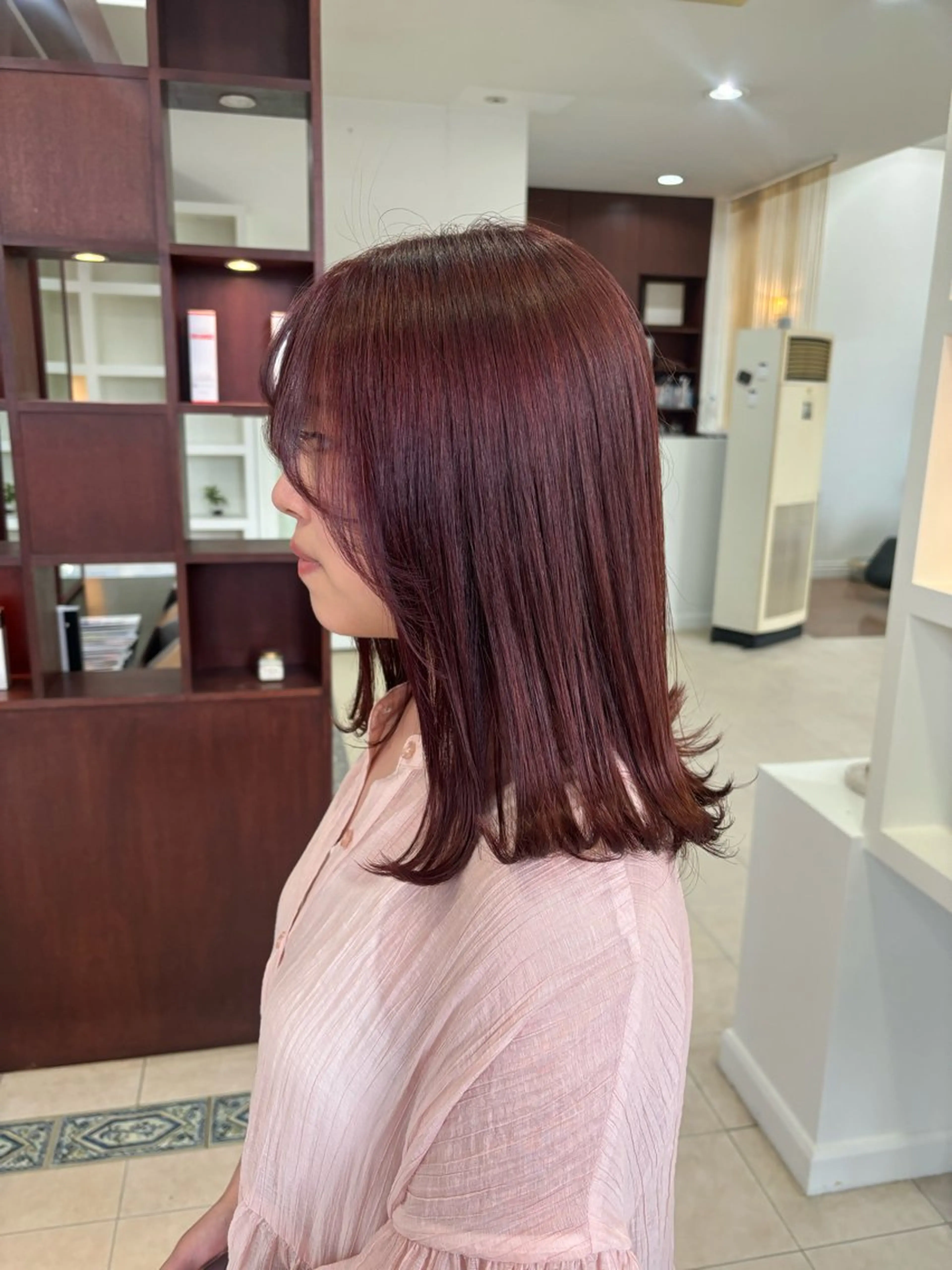 ミディアム alu yuinaのヘアスタイル