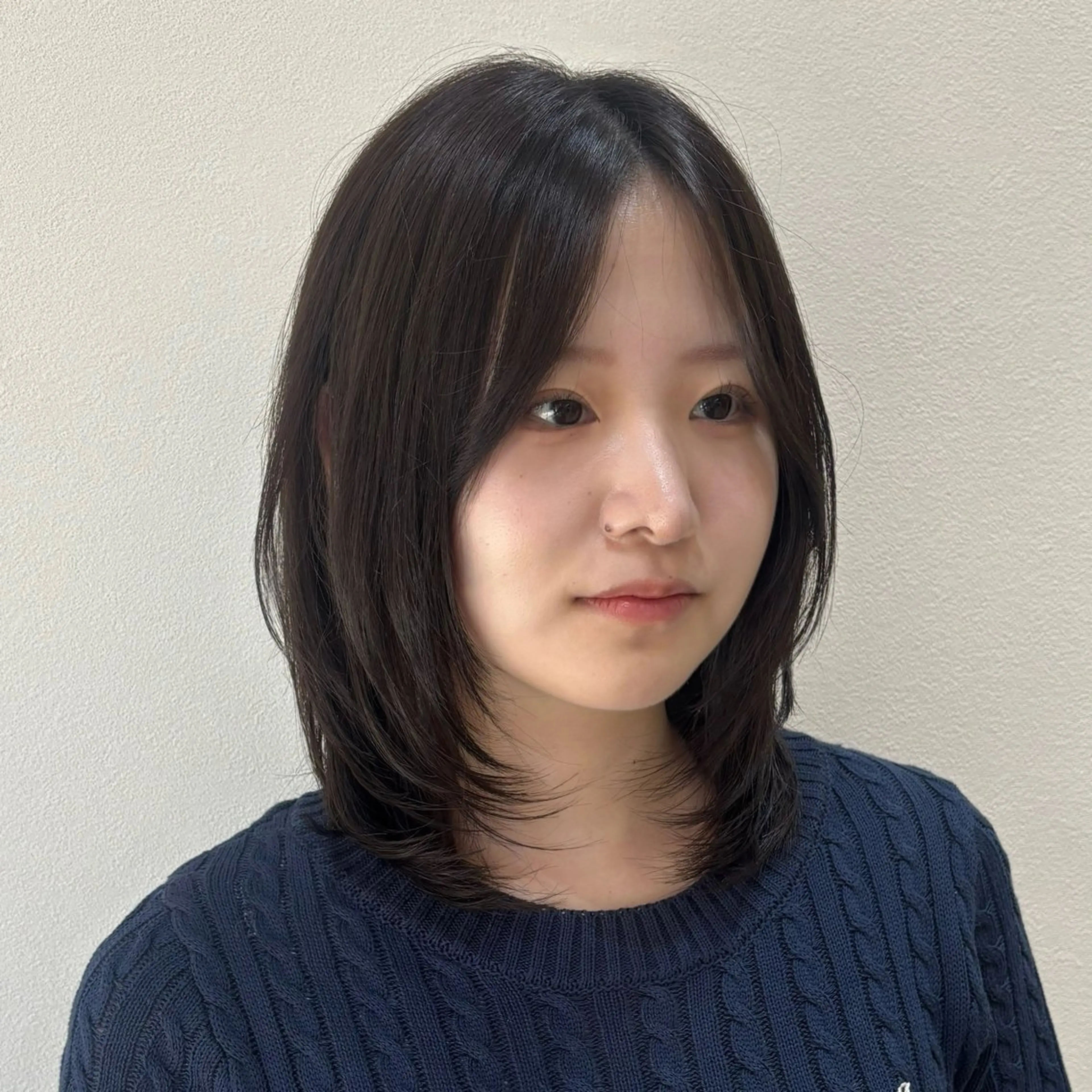 ミディアム レイヤーカット fuyuna レイヤーカット🖤のヘアスタイル