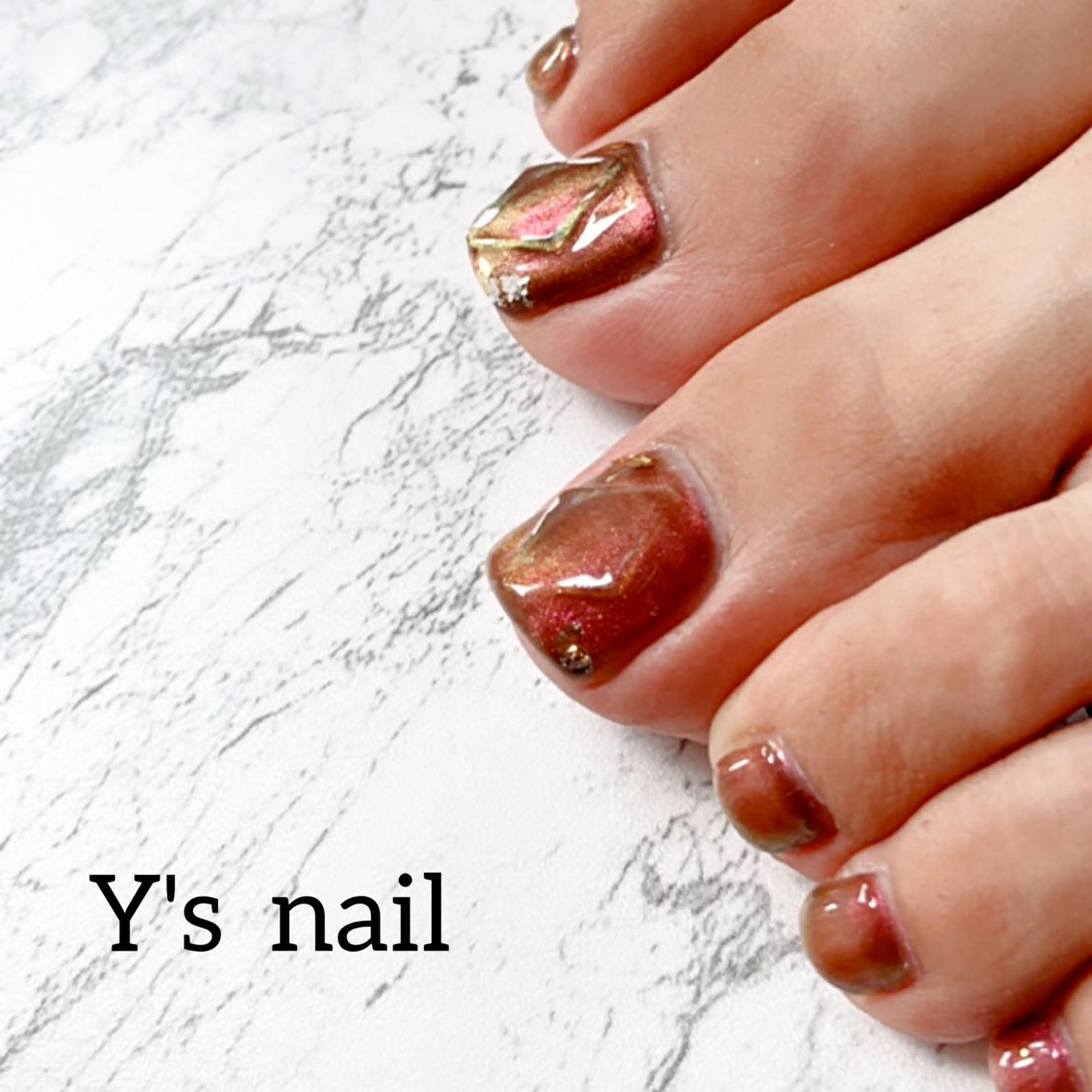ネイル マグネットネイル 手書きが得意🖌️ Y’s  nailのネイルデザイン