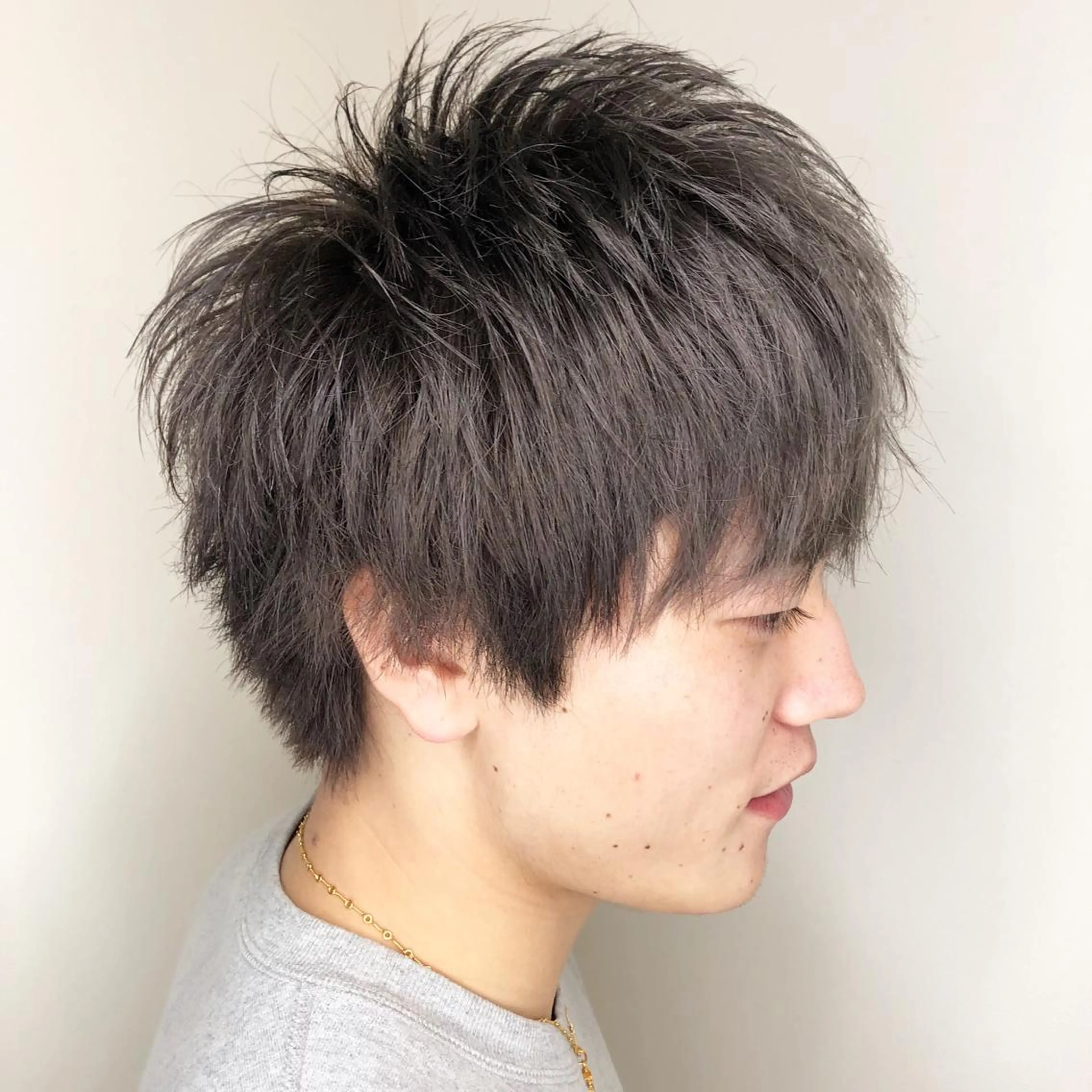 ショート カラー メンズ メンズブリーチ メンズハイライト ブリーチ ケアブリーチ デザインカラー メンズヘア特化 崎田 成人のヘアスタイル