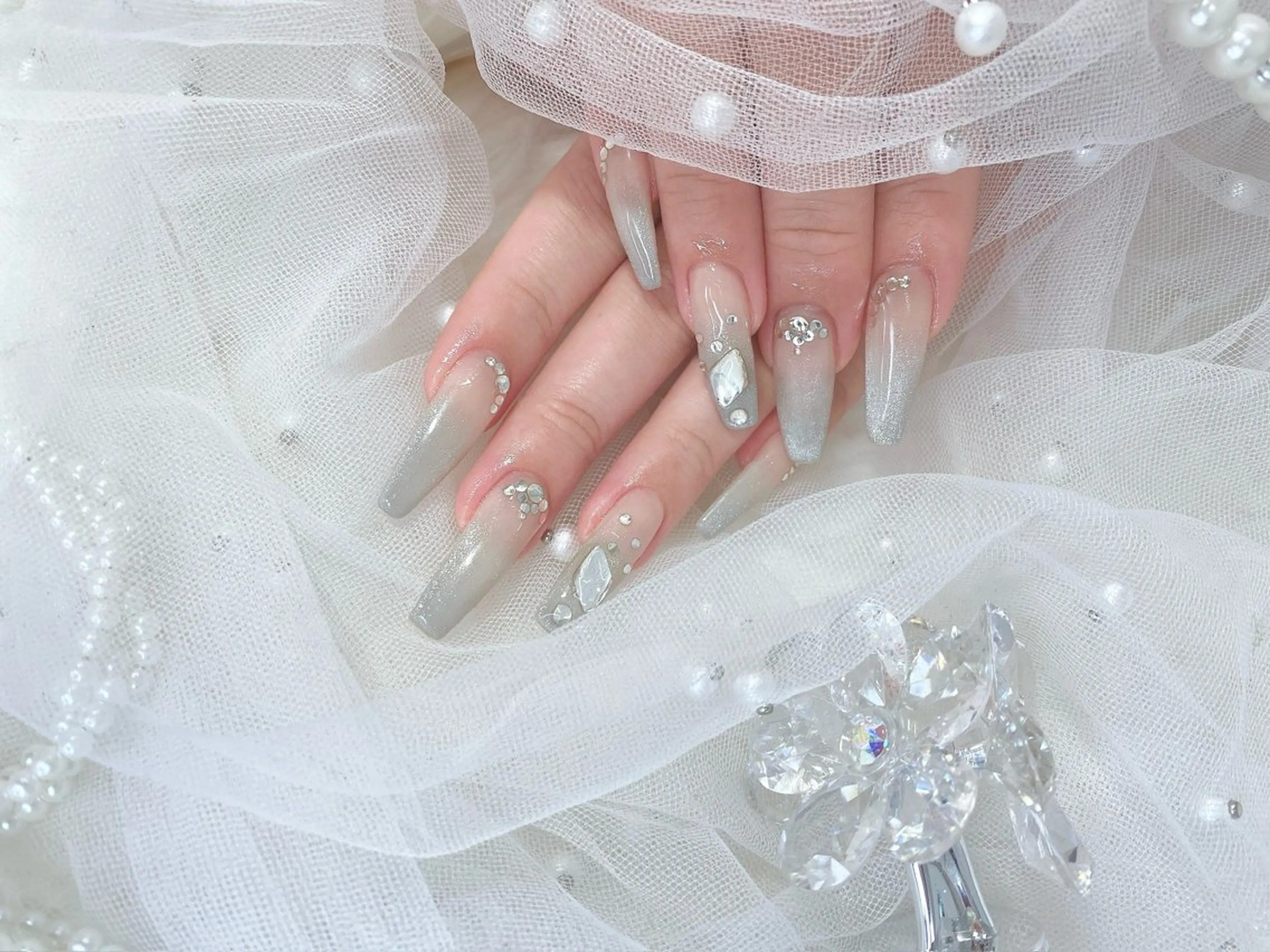 ネイル グラデーション ハンドネイル フットネイル ハンドケア HARUKA 長堀橋のネイルデザイン