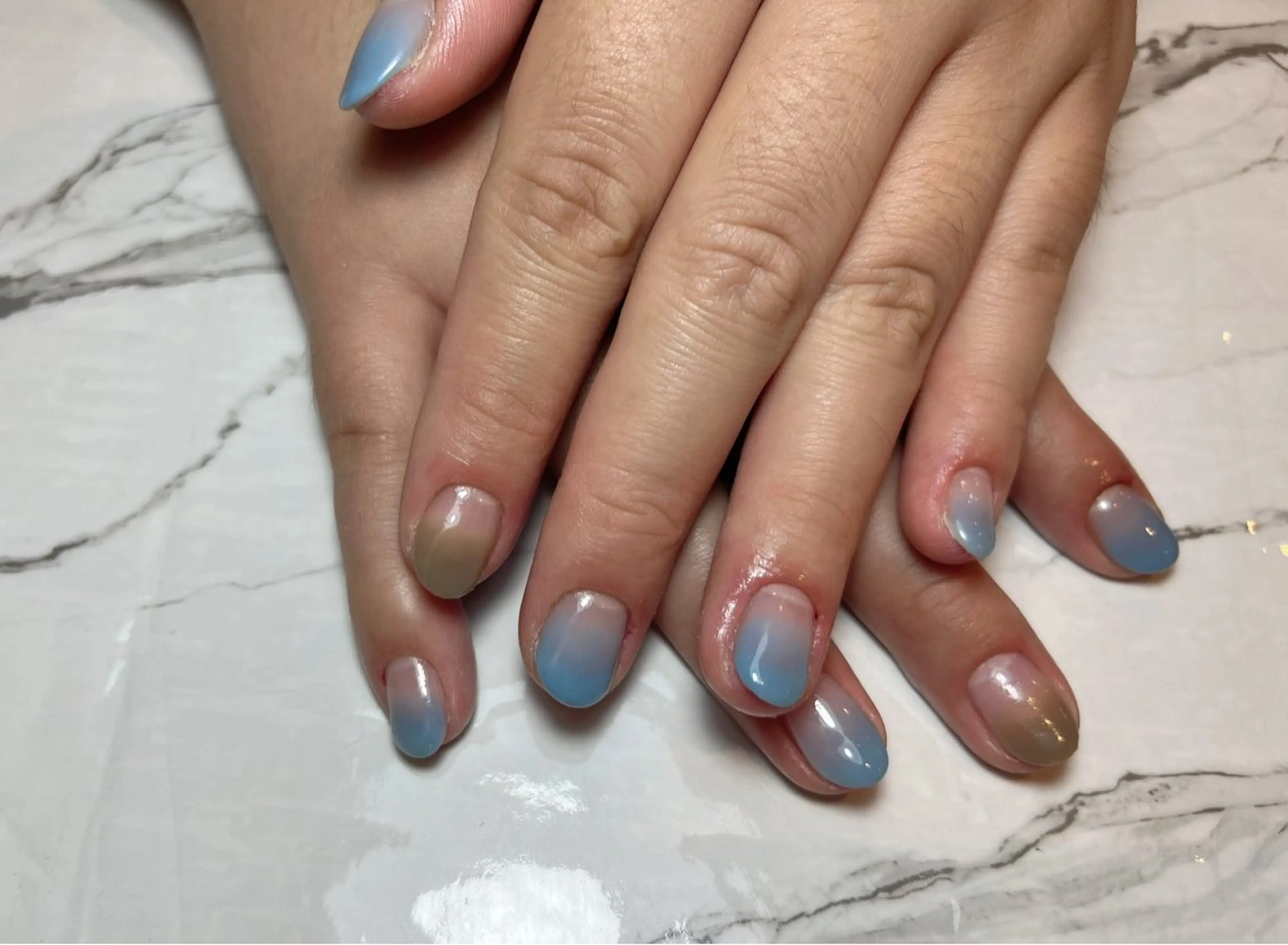 ネイル ブルー ブラウン ハンドネイル arce amiのネイルデザイン