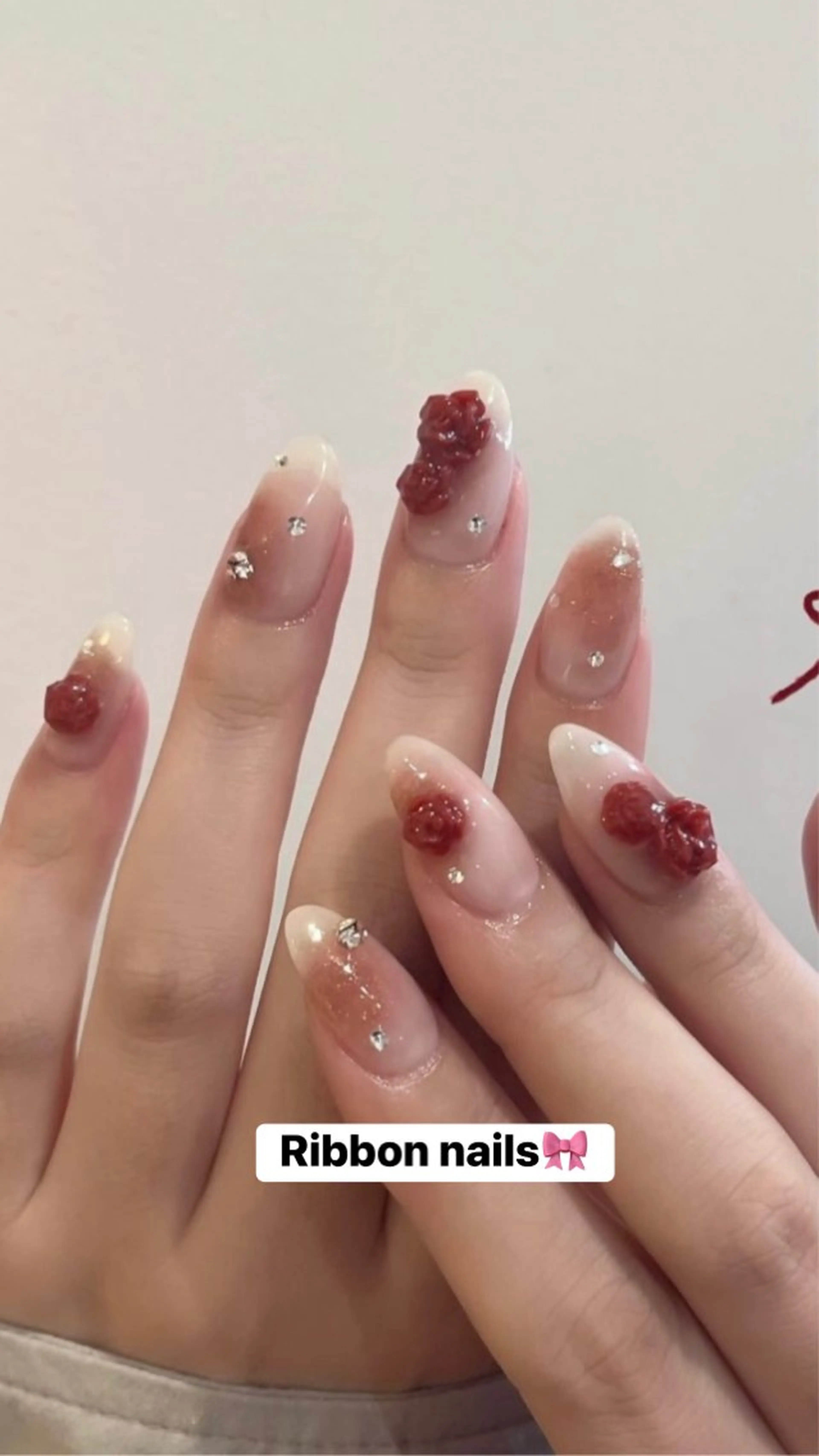 ネイル フレンチネイル ジェルネイル マグネットネイル 持ち込み ニュアンスネイル NiJi Nailsのネイルデザイン