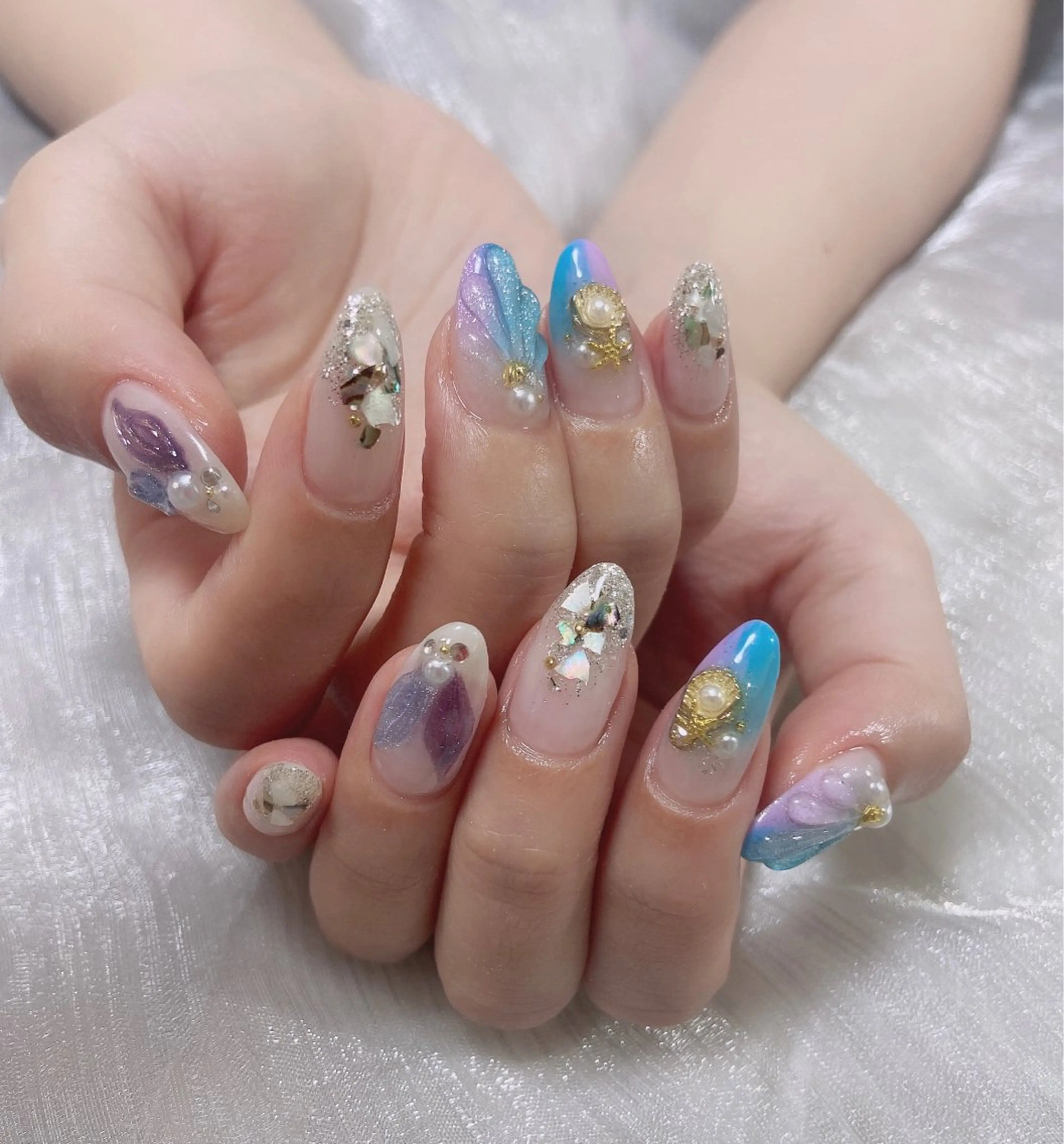 ネイル ハンドネイル ＆ME アンドミーのネイルデザイン