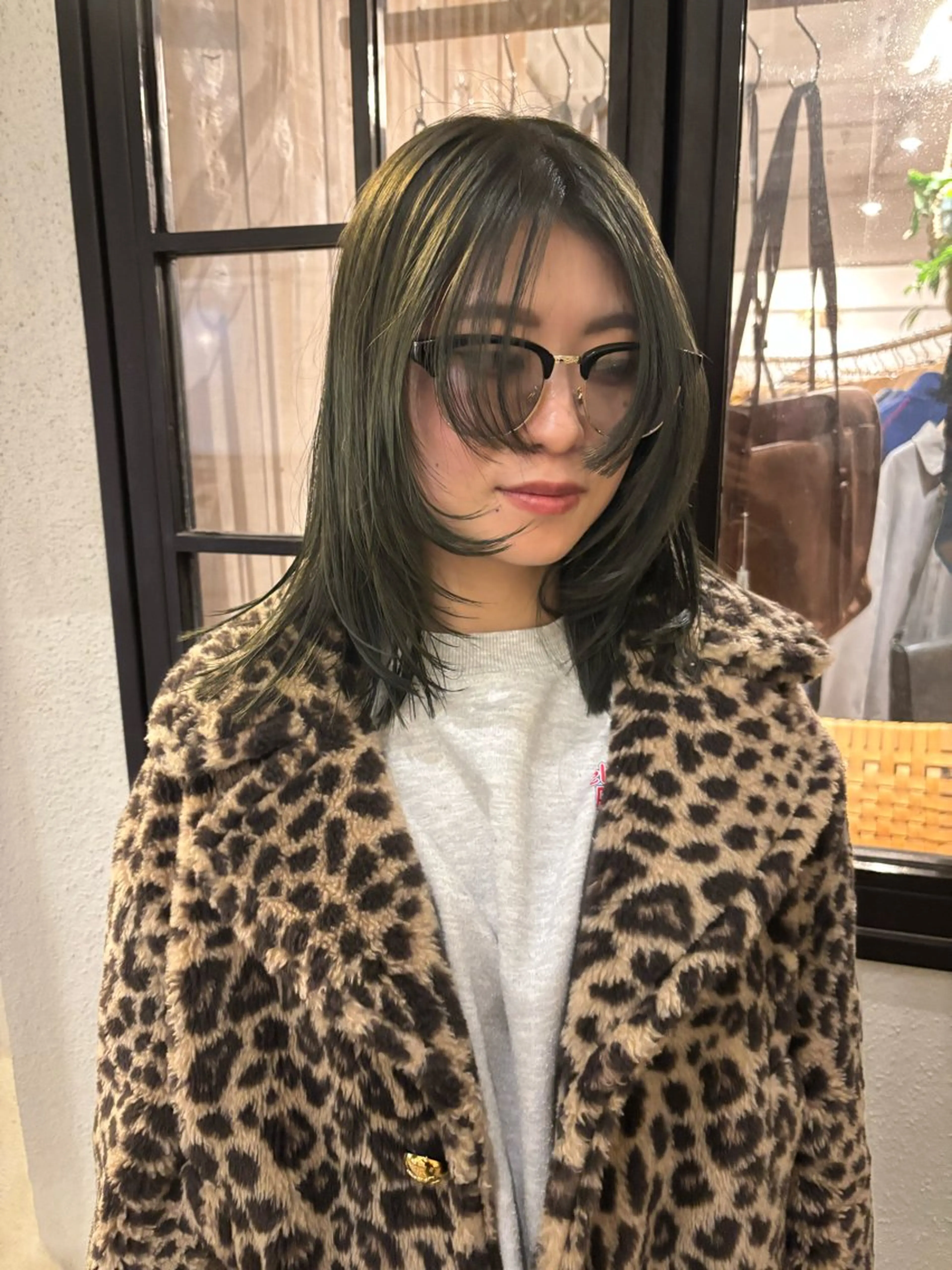 ミディアム ヘアカラー トリートメント ヘアセット レイヤーボブ🎵 ブリーチ/りりのヘアスタイル