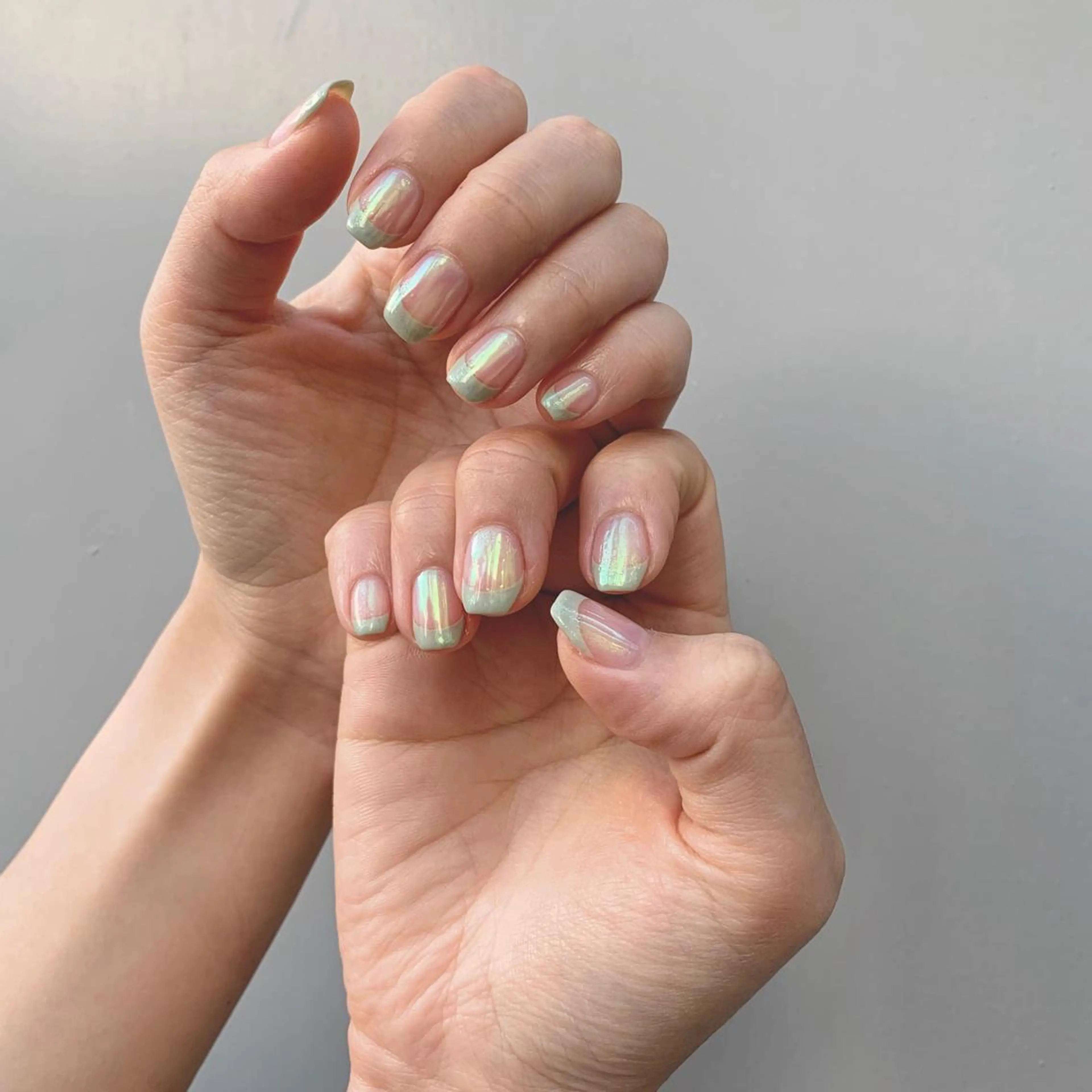 ネイル オーロラネイル 山藤 萌永のネイルデザイン