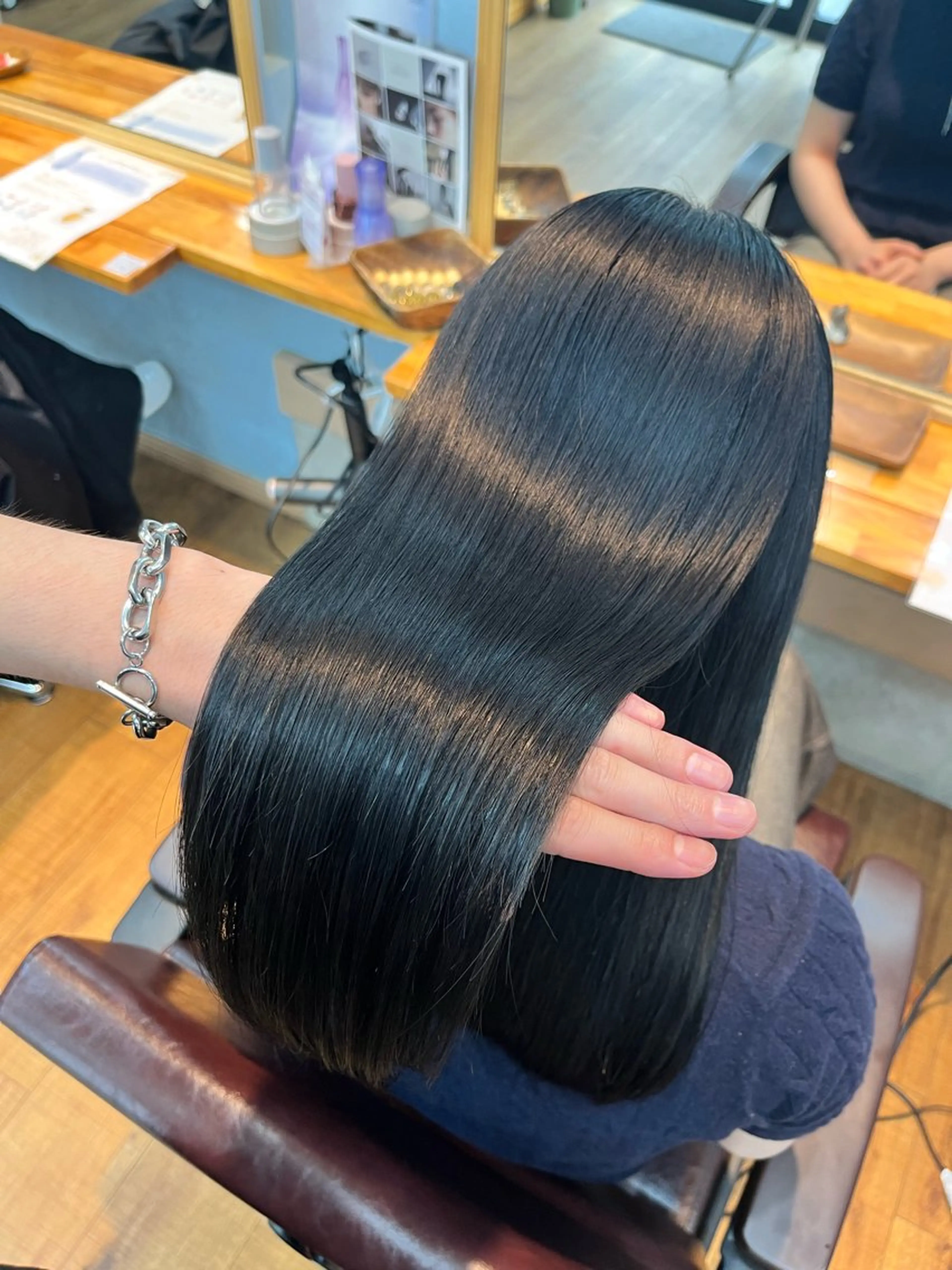 ロング カラー ダブルカラー インナーカラー 髪質改善 カット ヘアカラー トリートメント ヘッドスパ 🫧ハイトーン/ ブリーチ🫧白石航汰のヘアスタイル