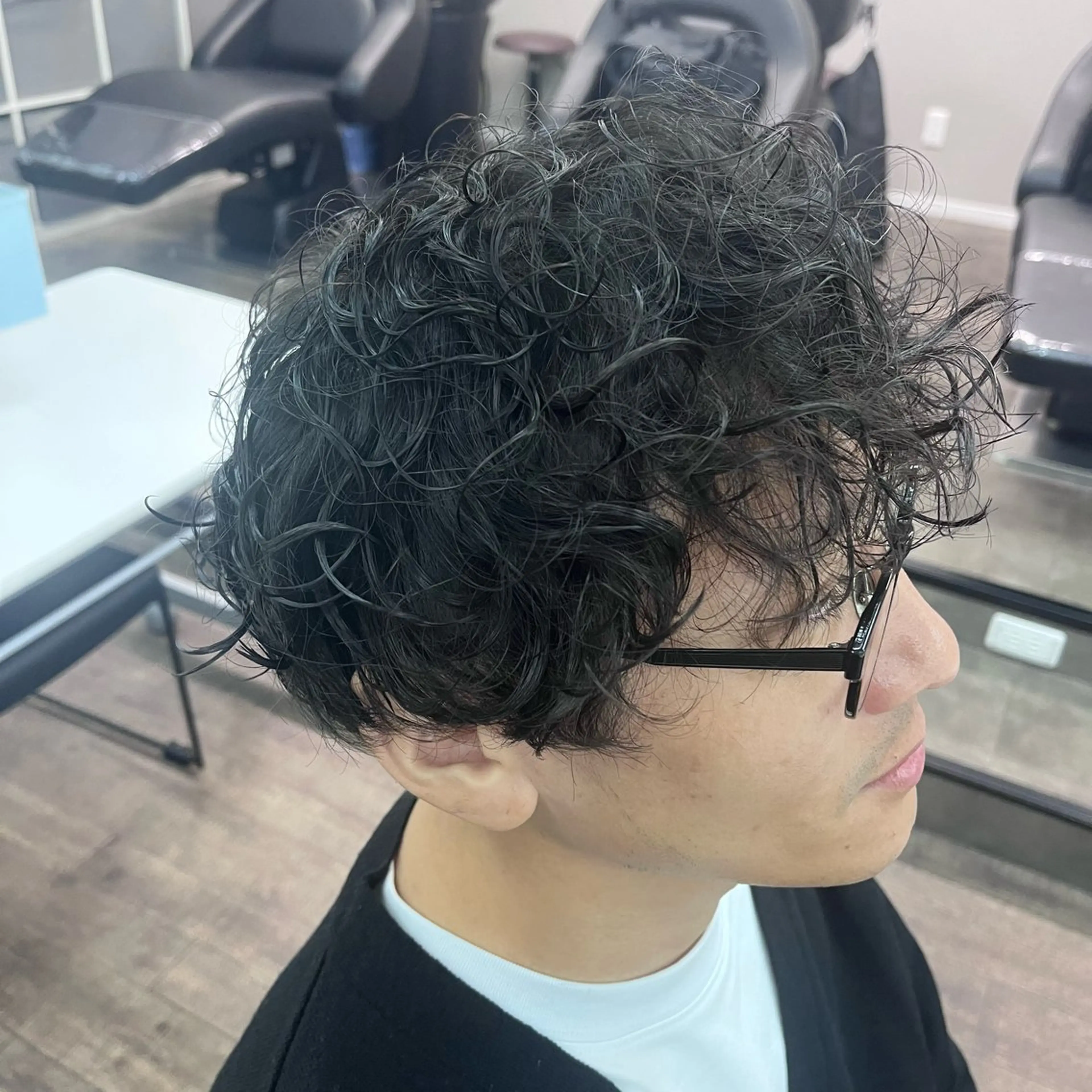 パーマ メンズ Ayumi/艶カラー /レイヤー/ネイルのヘアスタイル