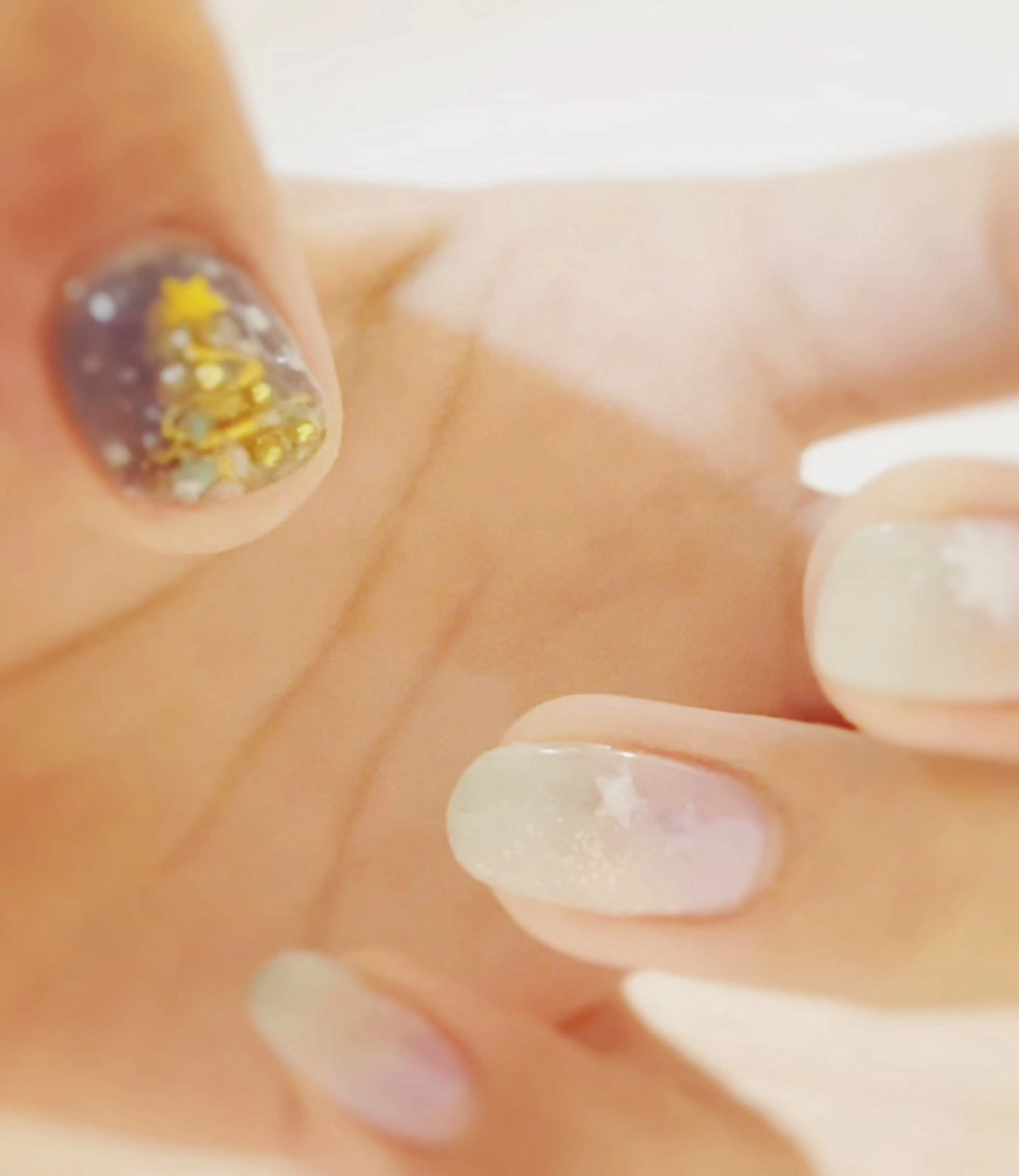 ネイル キラキラネイル 冬ネイル クリスマス free hug Hiromiのネイルデザイン