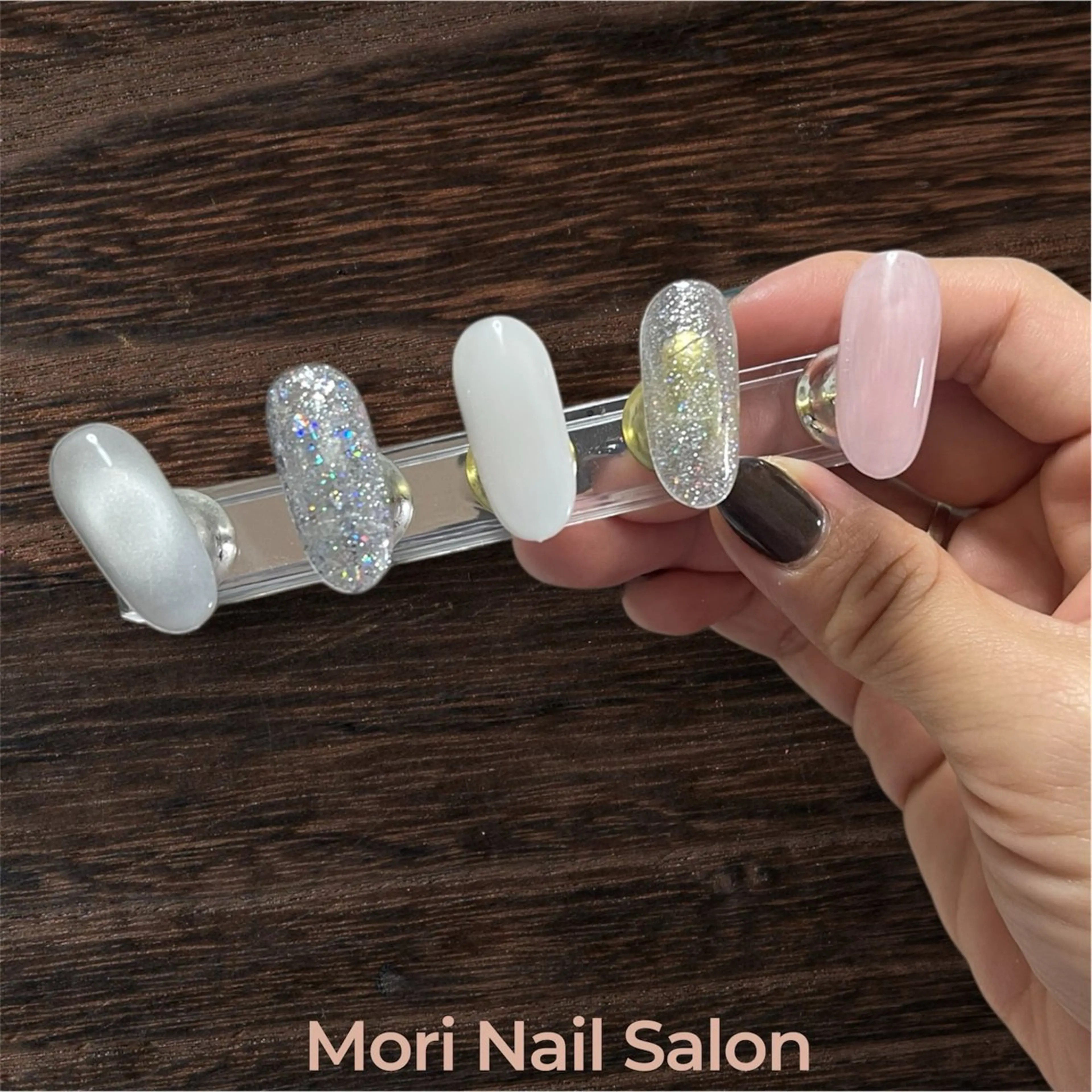 ネイル フラッシュネイル ジェルネイル マグネットネイル MORI ネイル SALONのネイルデザイン