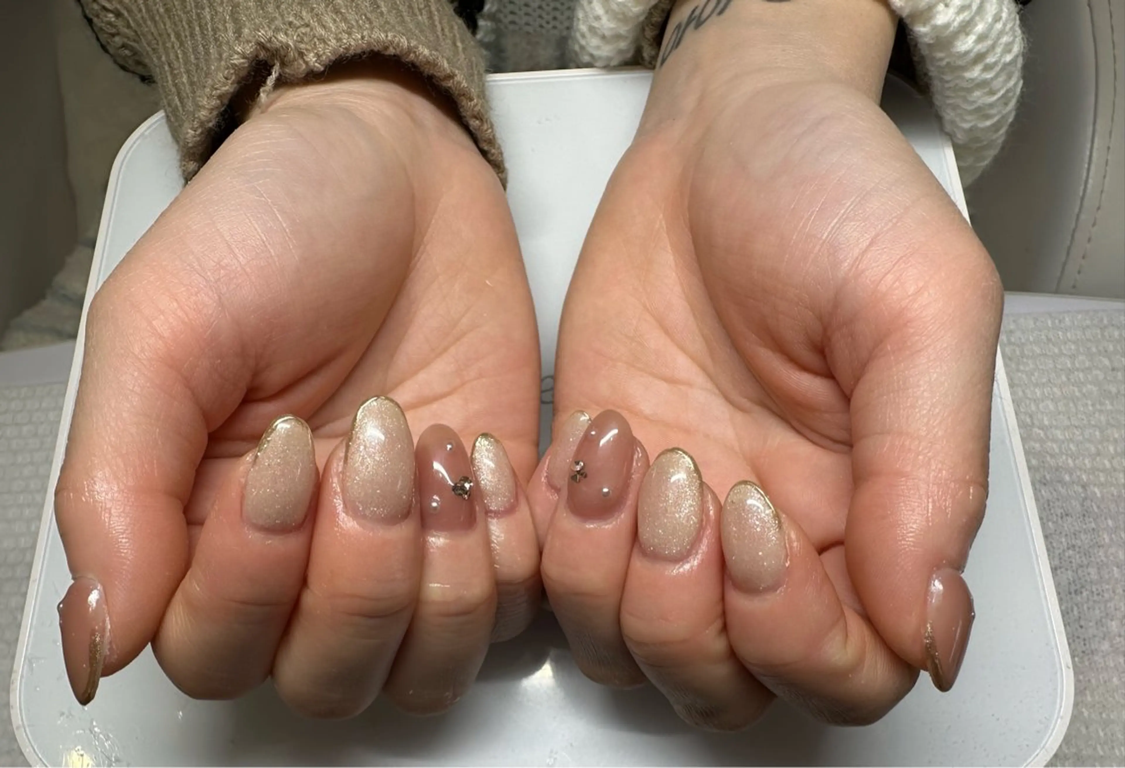 ネイル ハンドネイル AOAQUA SHIORIのネイルデザイン