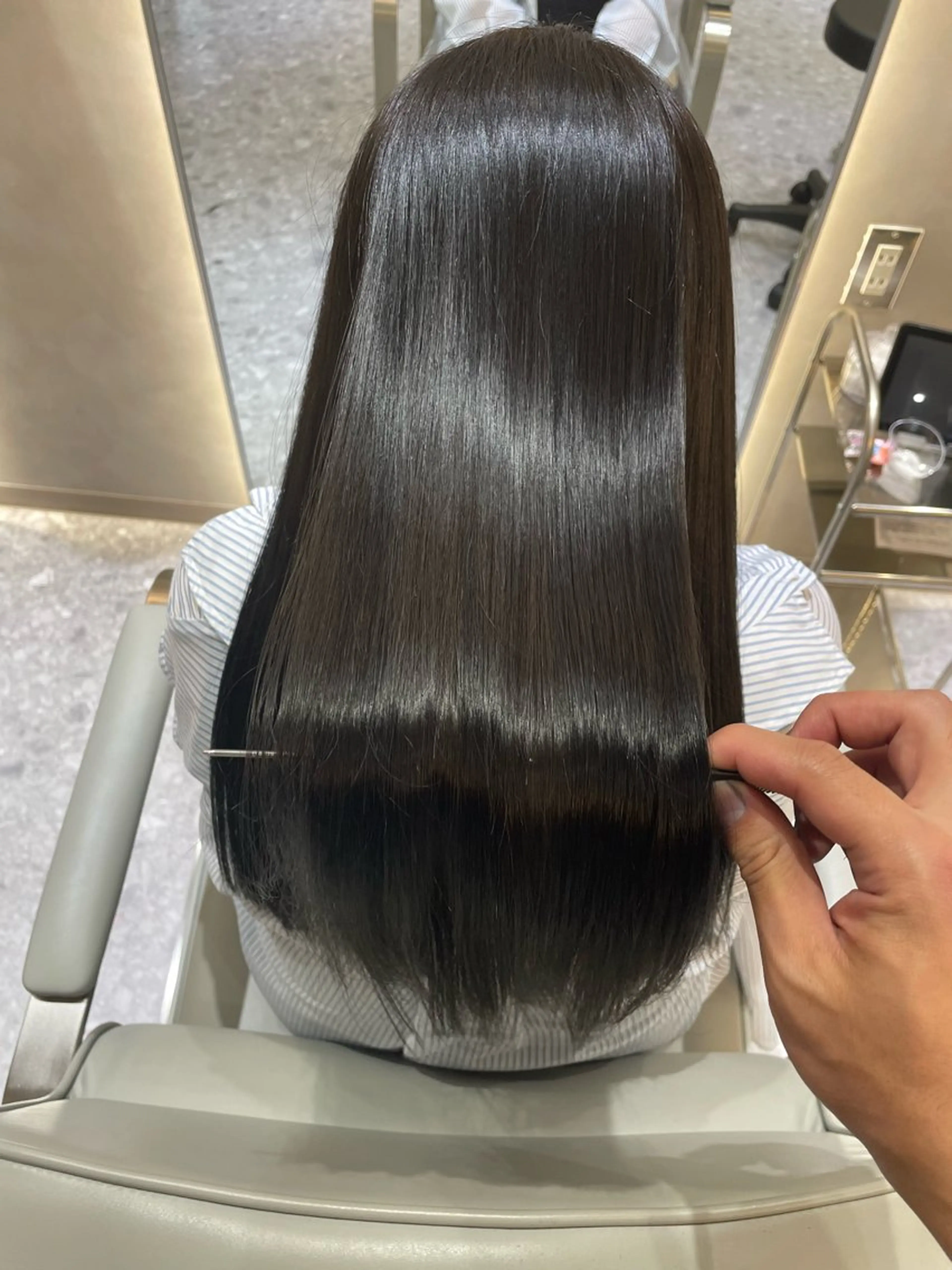 ロング カラー フェイスレイヤー/ 小顔/髪質改善　関のヘアスタイル