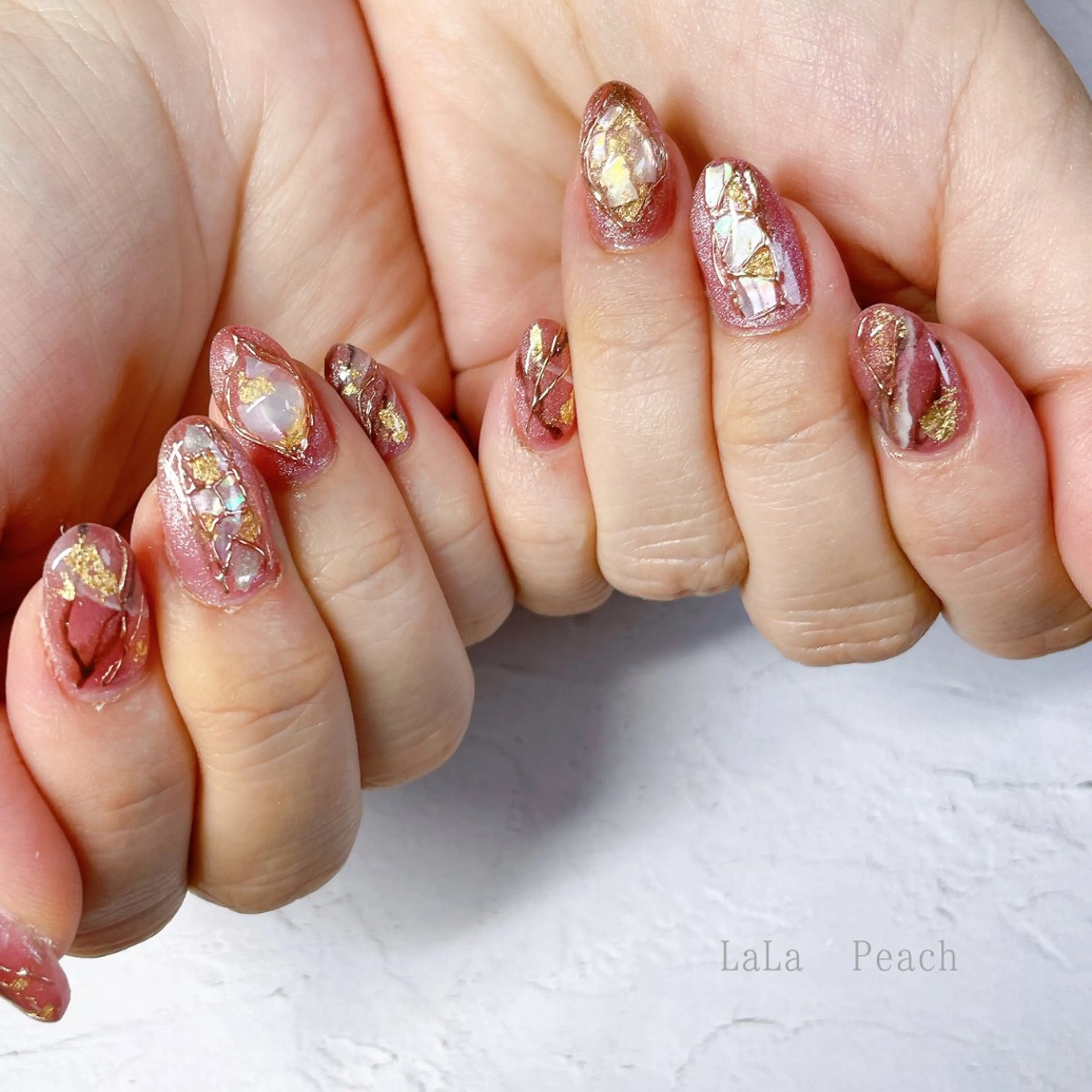 ネイル ボルドー ジェルネイル マグネットネイル ニュアンスネイル ハンドネイル LaLa Peach 福岡のマツエク・マツパデザイン