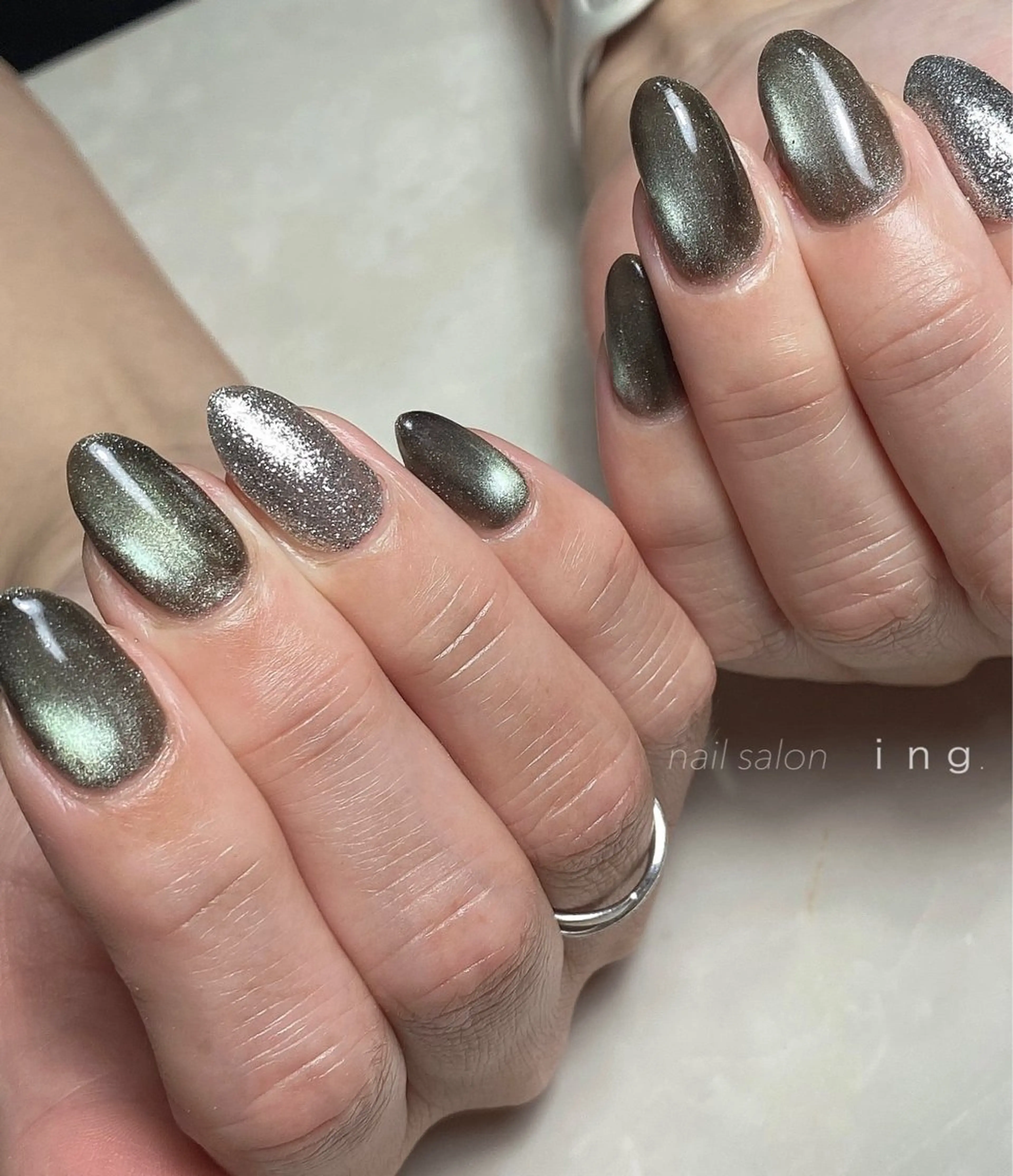 ネイル マグネットネイル ワンカラーネイル ｉｎｇ .のネイルデザイン