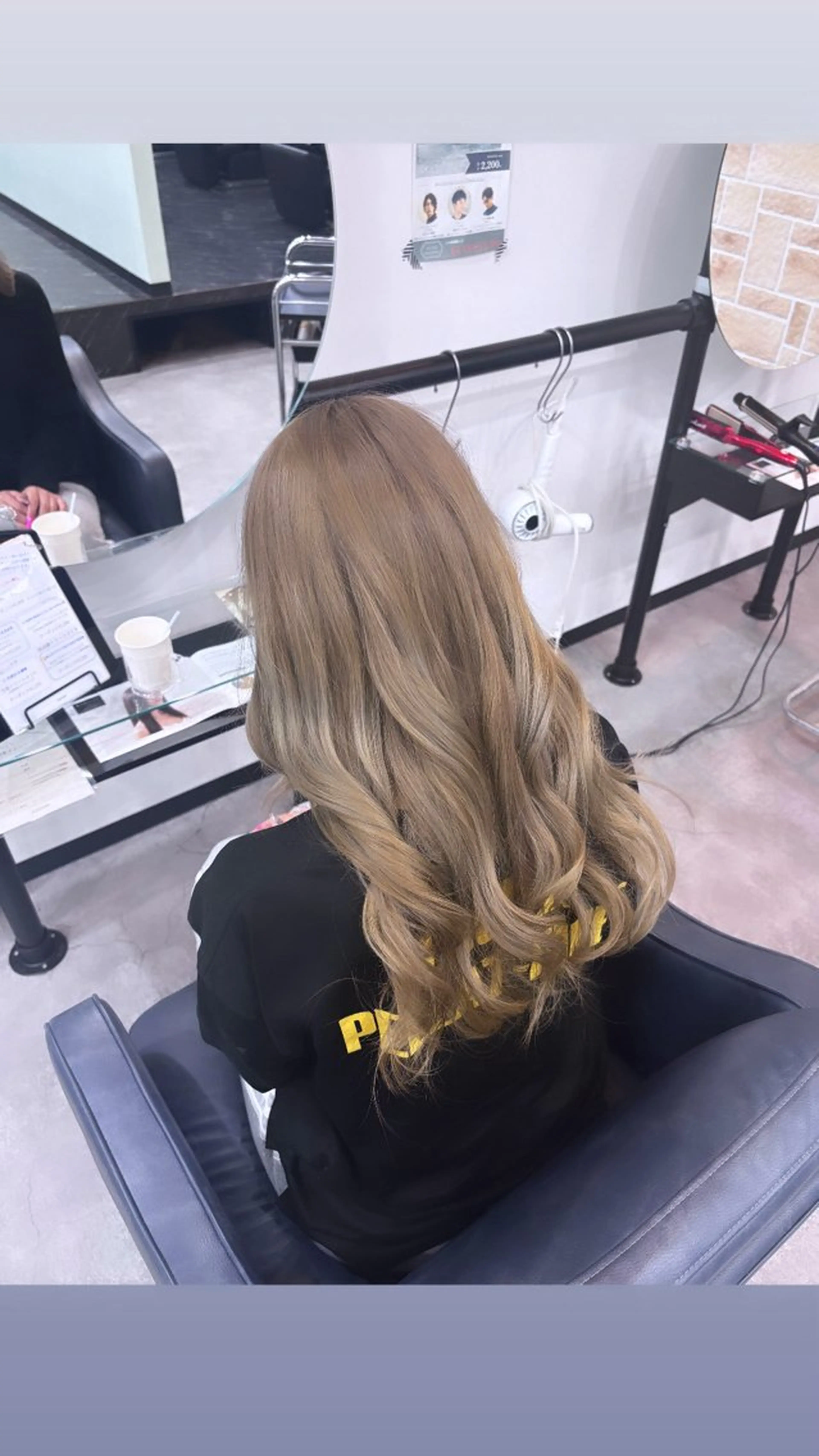 ロング ヘアカラー ハイトーンカラー / kureaのヘアスタイル