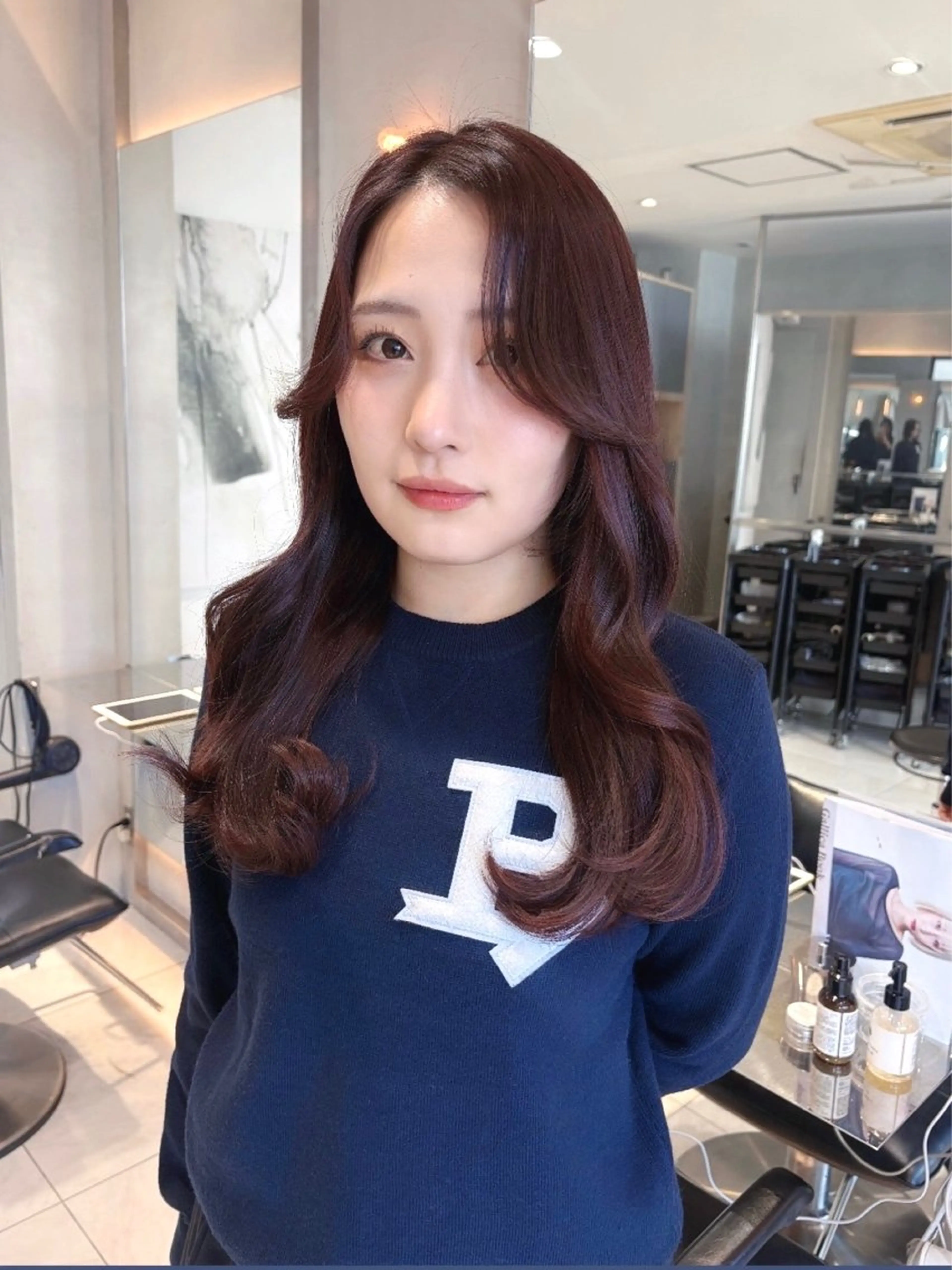 ロング カラー くびれヘア ヘアカラー ワンホン/韓国ヘア 🤍amiのヘアスタイル