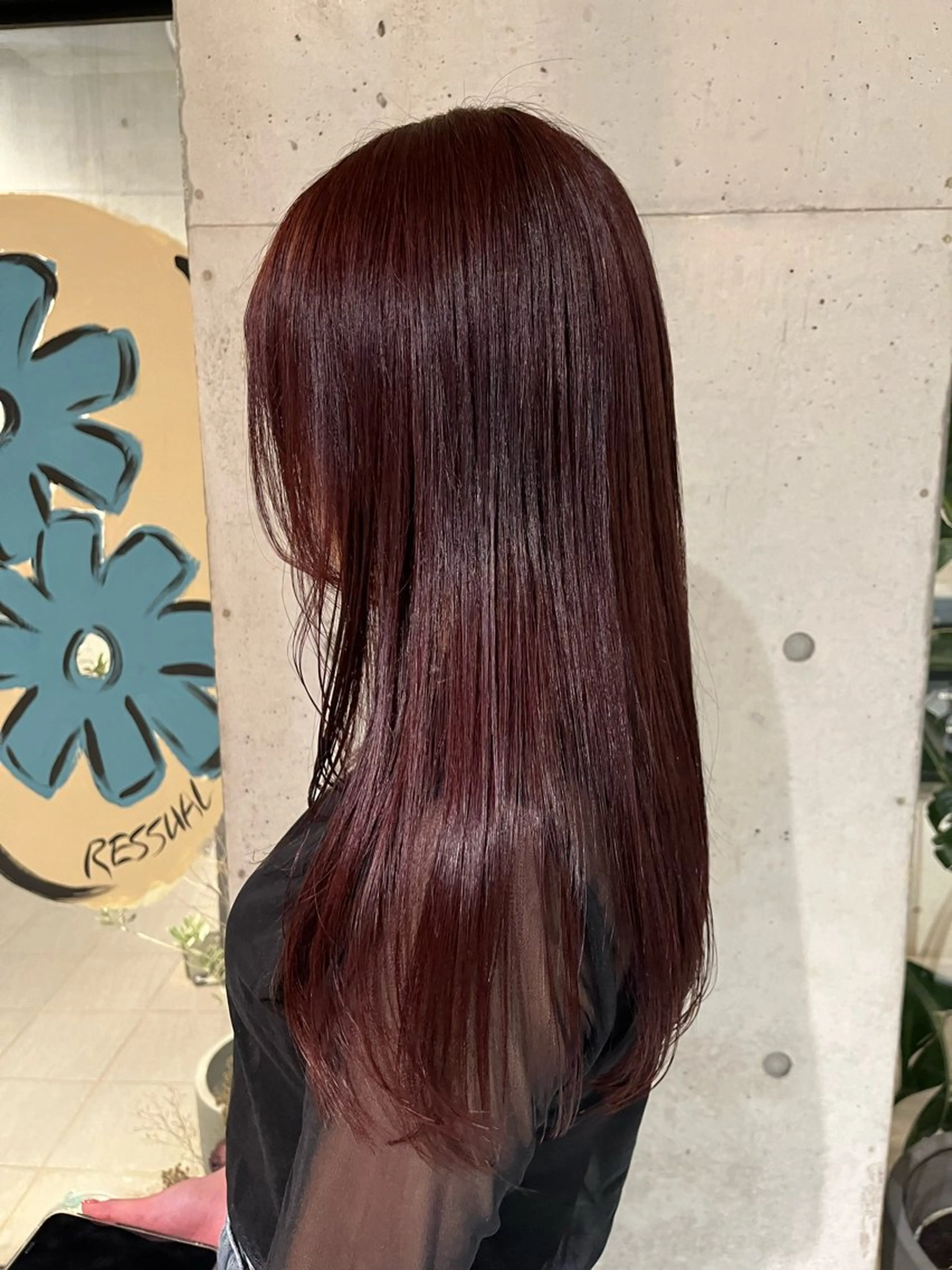 ロング カラー レッドカラー 菅野 紗弥のヘアスタイル