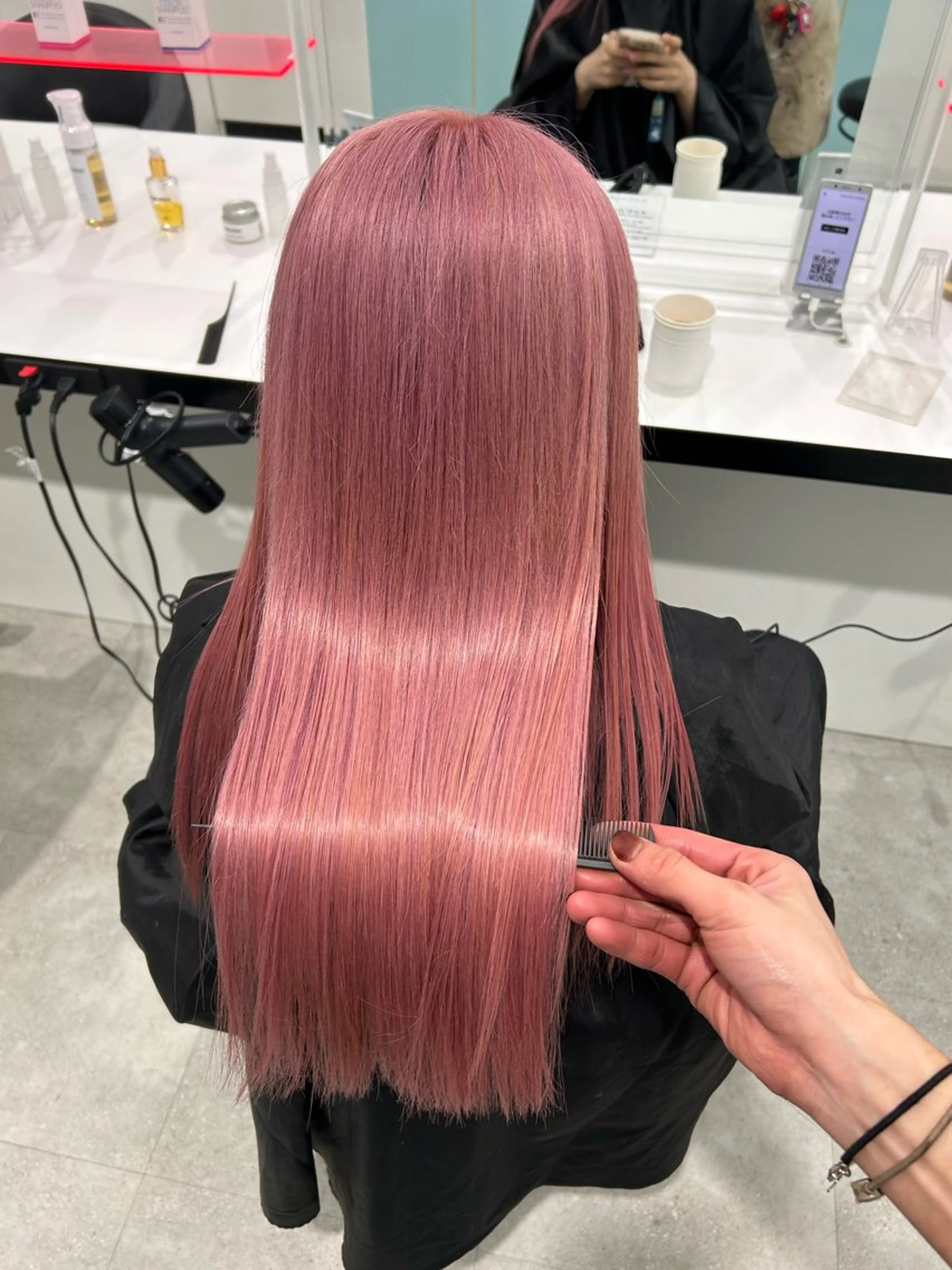 ロング カラー ヘアカラー 履歴修正屋さん／ ブロンド／ホワイトのヘアスタイル